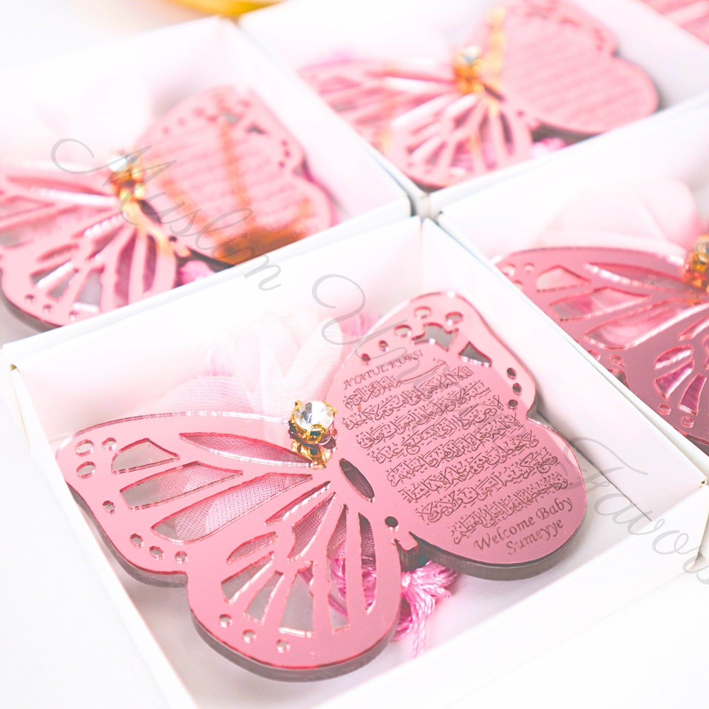 Personalized Baby Shower Favor Ayatul Kursi Magnet Butterfly Design - Islamic Elite Favors is a handmade gift shop offering a wide variety of unique and personalized gifts for all occasions. Whether you're looking for the perfect Ramadan, Eid, Hajj, wedding gift or something special for a birthday, baby shower or anniversary, we have something for everyone. High quality, made with love.