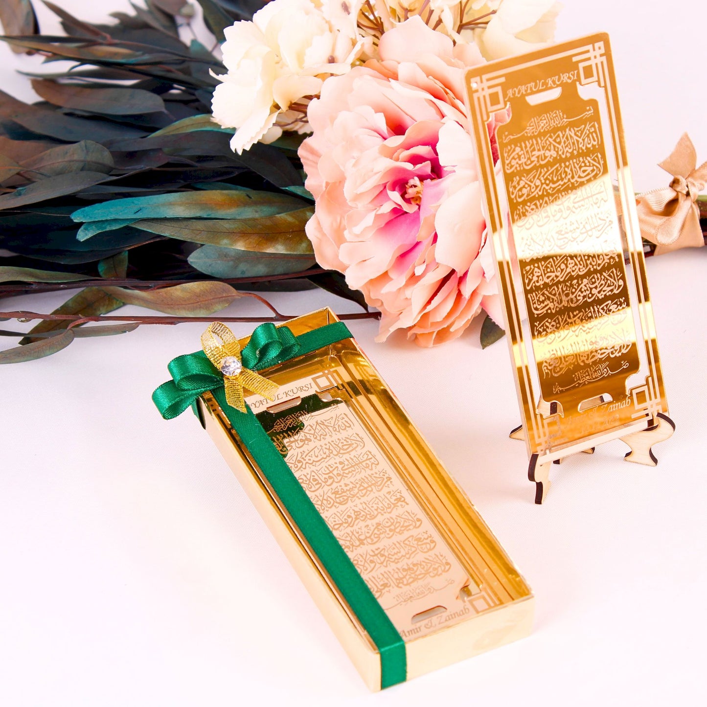 Personalized Wedding Favor Ayatul Kursi on Stand Gold Clear Mirrors - Islamic Elite Favors is a handmade gift shop offering a wide variety of unique and personalized gifts for all occasions. Whether you're looking for the perfect Ramadan, Eid, Hajj, wedding gift or something special for a birthday, baby shower or anniversary, we have something for everyone. High quality, made with love.
