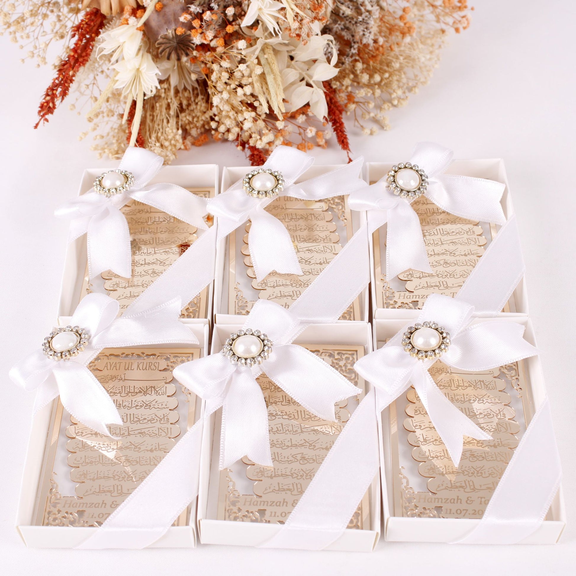 Personalized Wedding Favor Ayatul Kursi on Stand Gold Clear Mirrors - Islamic Elite Favors is a handmade gift shop offering a wide variety of unique and personalized gifts for all occasions. Whether you're looking for the perfect Ramadan, Eid, Hajj, wedding gift or something special for a birthday, baby shower or anniversary, we have something for everyone. High quality, made with love.