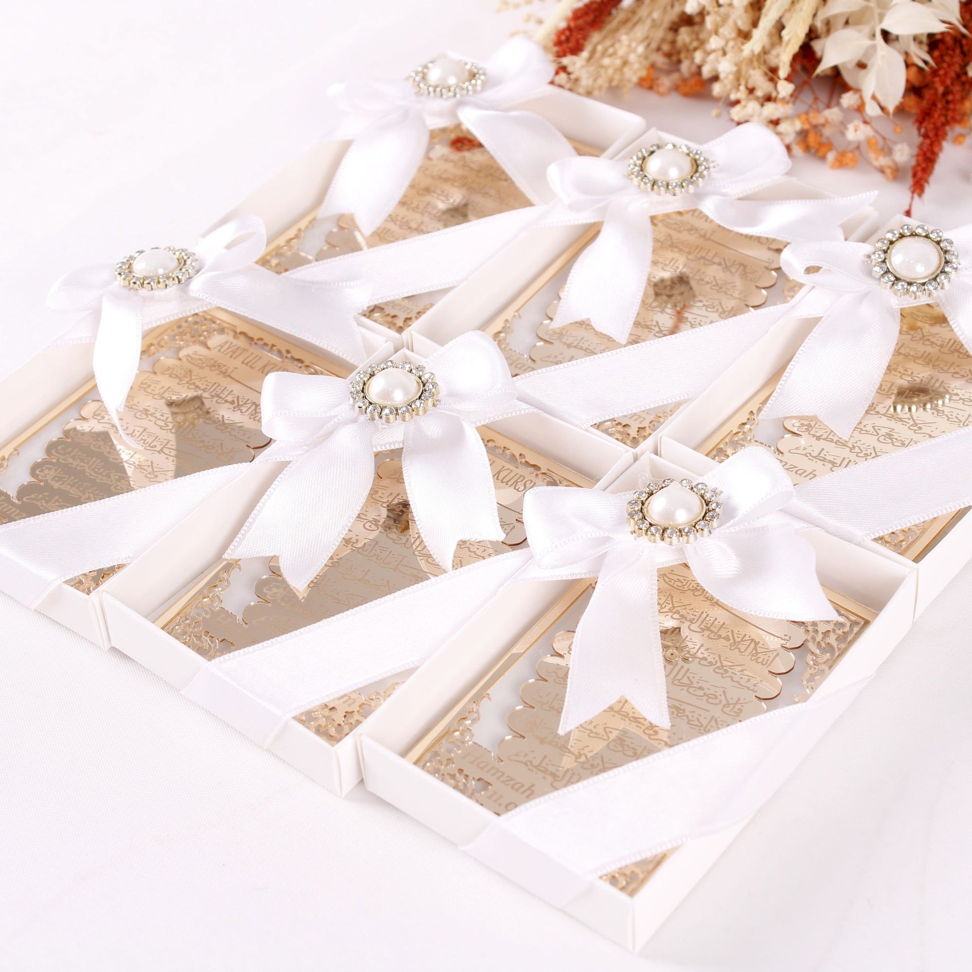 Personalized Wedding Favor Ayatul Kursi on Stand Gold Clear Mirrors - Islamic Elite Favors is a handmade gift shop offering a wide variety of unique and personalized gifts for all occasions. Whether you're looking for the perfect Ramadan, Eid, Hajj, wedding gift or something special for a birthday, baby shower or anniversary, we have something for everyone. High quality, made with love.