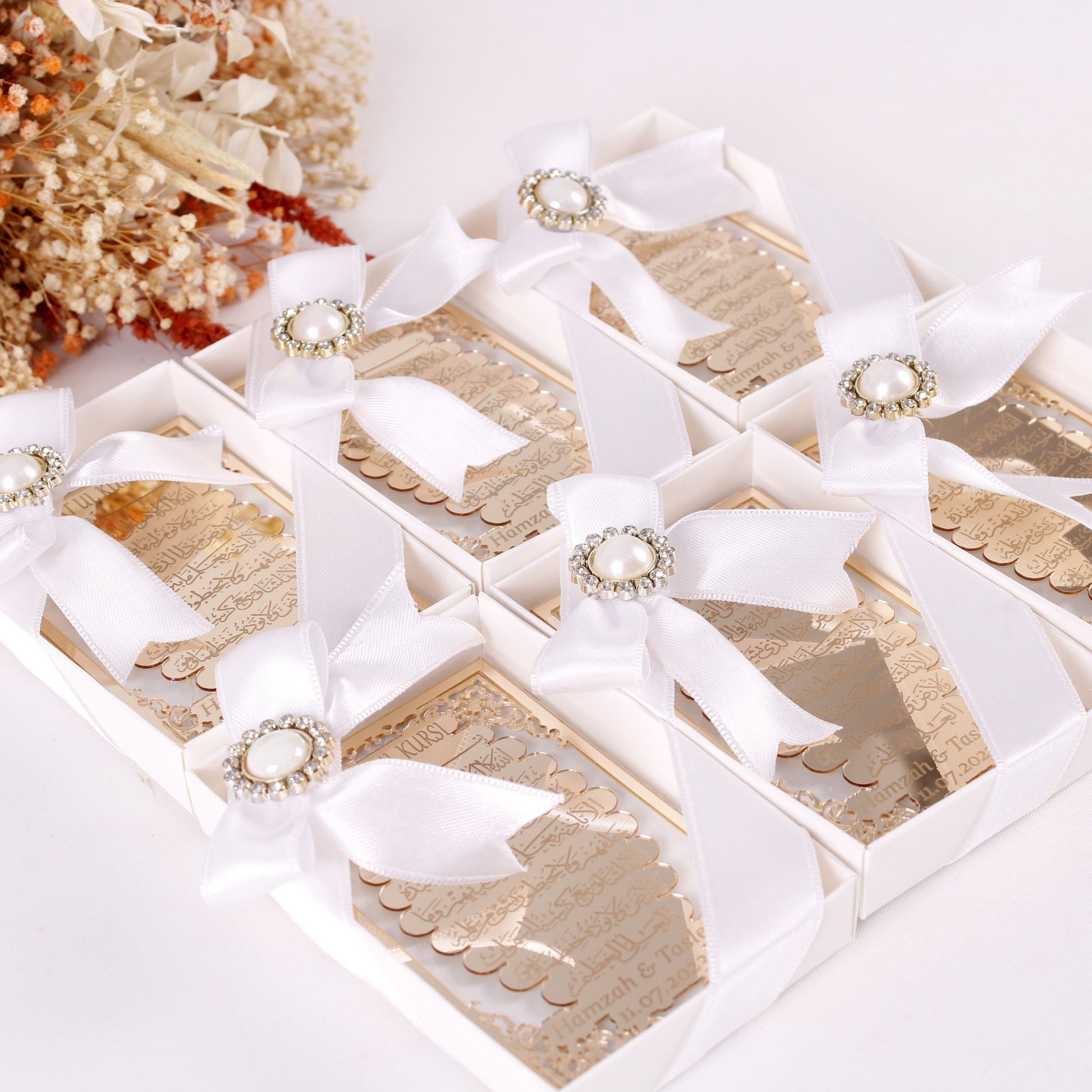 Personalized Wedding Favor Ayatul Kursi on Stand Gold Clear Mirrors - Islamic Elite Favors is a handmade gift shop offering a wide variety of unique and personalized gifts for all occasions. Whether you're looking for the perfect Ramadan, Eid, Hajj, wedding gift or something special for a birthday, baby shower or anniversary, we have something for everyone. High quality, made with love.