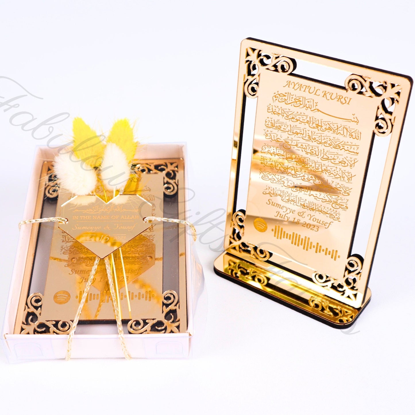 Personalized Wedding Favor Ayatul Kursi on Stand Gold Acrylic Mirror - Islamic Elite Favors is a handmade gift shop offering a wide variety of unique and personalized gifts for all occasions. Whether you're looking for the perfect Ramadan, Eid, Hajj, wedding gift or something special for a birthday, baby shower or anniversary, we have something for everyone. High quality, made with love.