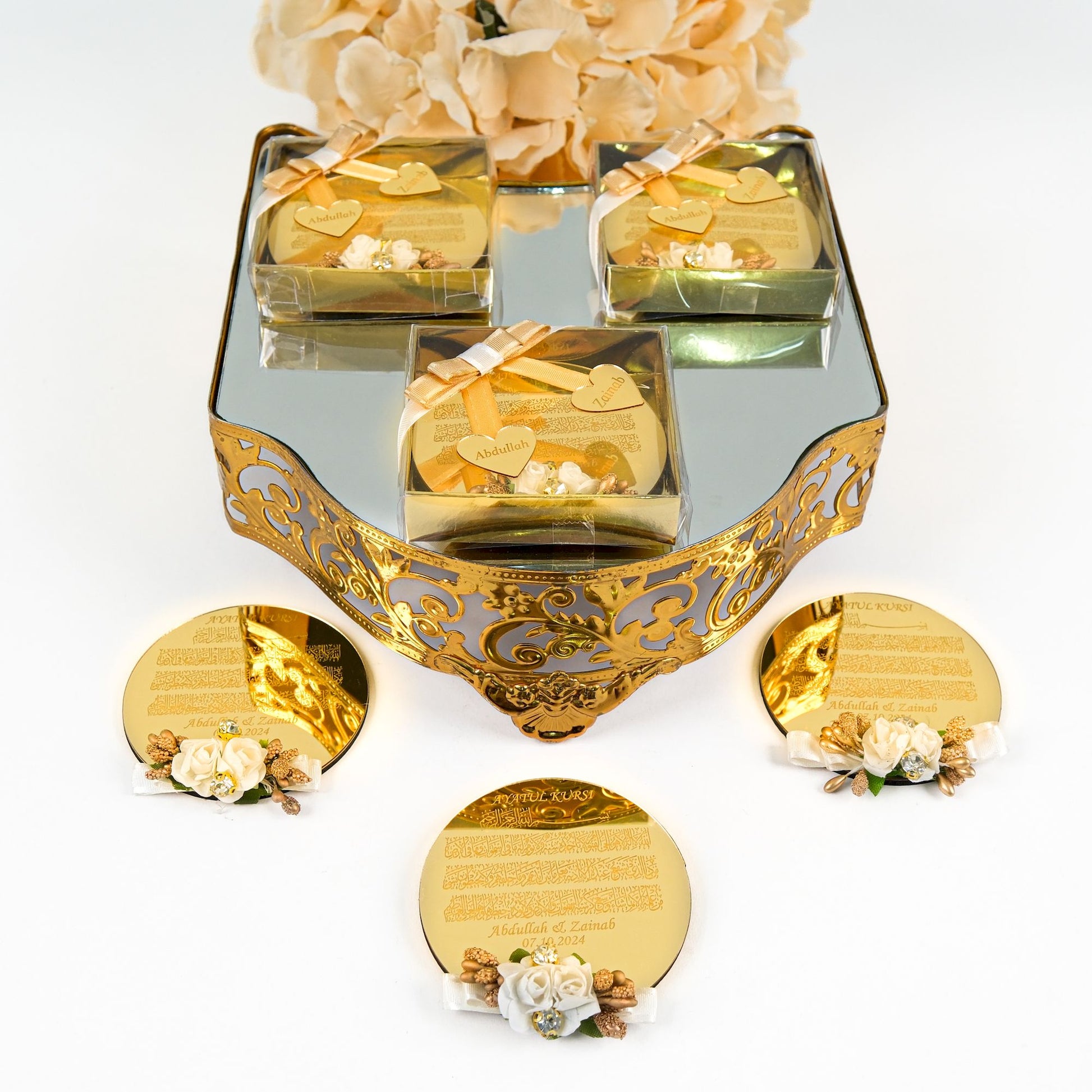 Personalized Ayatul Kursi Wedding Magnet Islamic Bridal Shower Favor - Islamic Elite Favors is a handmade gift shop offering a wide variety of unique and personalized gifts for all occasions. Whether you're looking for the perfect Ramadan, Eid, Hajj, wedding gift or something special for a birthday, baby shower or anniversary, we have something for everyone. High quality, made with love.