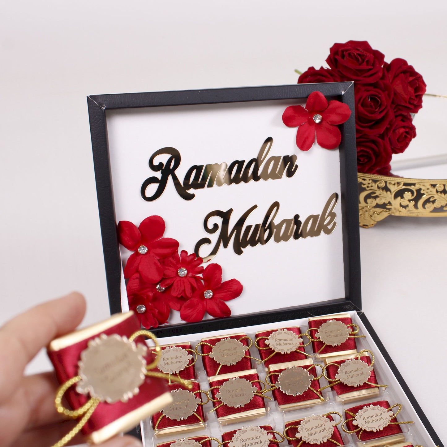 Chocolate Favors for Ramadan Eid, Happy Birthday, Baby Shower, Wedding - Islamic Elite Favors is a handmade gift shop offering a wide variety of unique and personalized gifts for all occasions. Whether you're looking for the perfect Ramadan, Eid, Hajj, wedding gift or something special for a birthday, baby shower or anniversary, we have something for everyone. High quality, made with love.