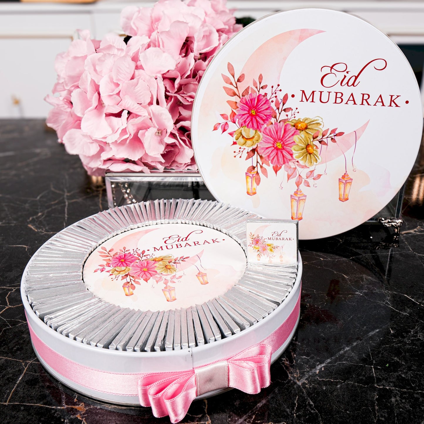 Ramadan Eid Chocolate Favors Box Table Decor Wedding Baby Shower Gifts - Islamic Elite Favors is a handmade gift shop offering a wide variety of unique and personalized gifts for all occasions. Whether you're looking for the perfect Ramadan, Eid, Hajj, wedding gift or something special for a birthday, baby shower or anniversary, we have something for everyone. High quality, made with love.