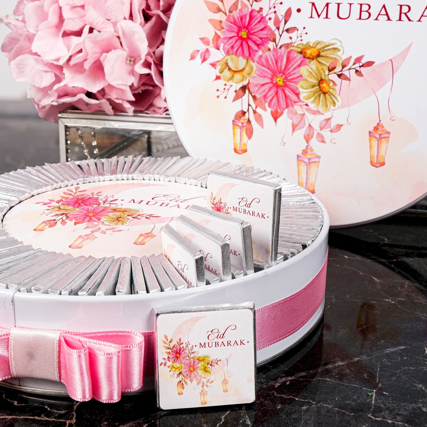 Ramadan Eid Chocolate Favors Box Table Decor Wedding Baby Shower Gifts - Islamic Elite Favors is a handmade gift shop offering a wide variety of unique and personalized gifts for all occasions. Whether you're looking for the perfect Ramadan, Eid, Hajj, wedding gift or something special for a birthday, baby shower or anniversary, we have something for everyone. High quality, made with love.