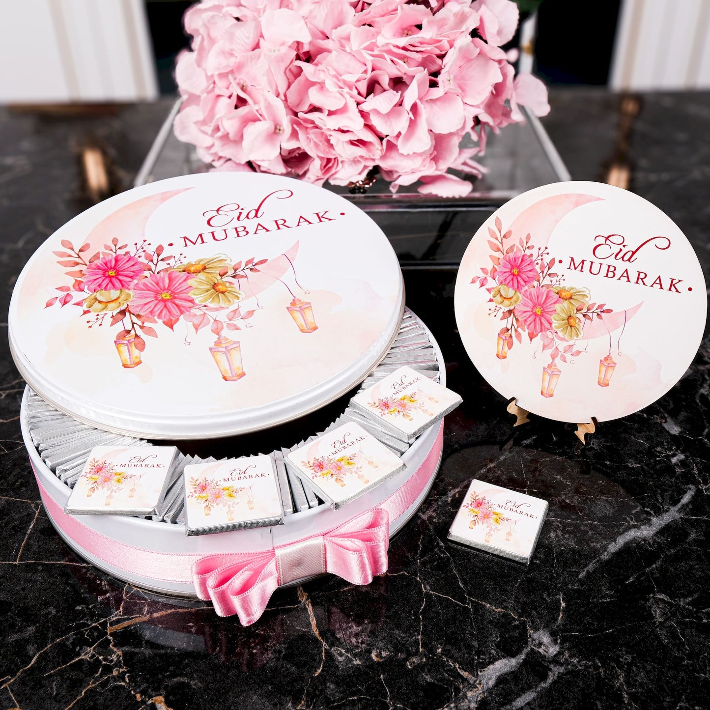 Ramadan Eid Chocolate Favors Box Table Decor Wedding Baby Shower Gifts - Islamic Elite Favors is a handmade gift shop offering a wide variety of unique and personalized gifts for all occasions. Whether you're looking for the perfect Ramadan, Eid, Hajj, wedding gift or something special for a birthday, baby shower or anniversary, we have something for everyone. High quality, made with love.