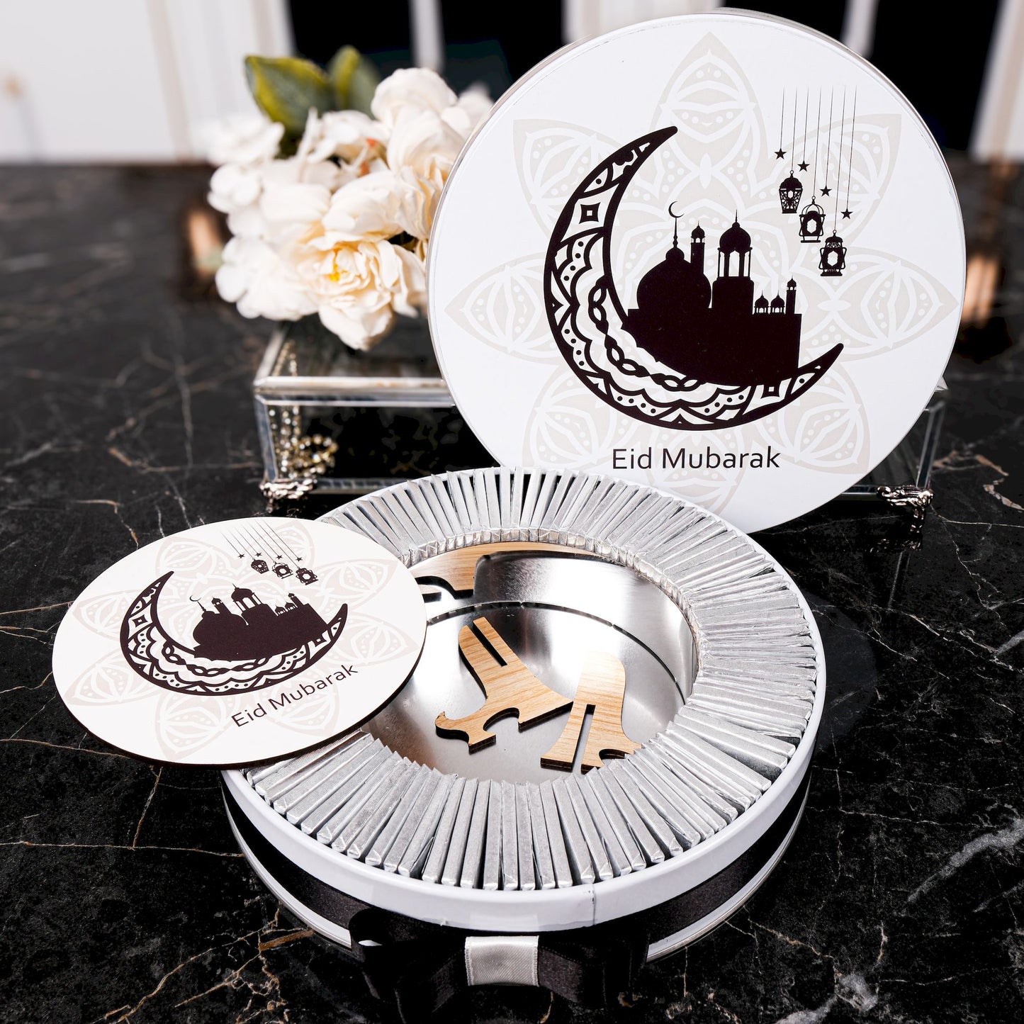 Ramadan Eid Chocolate Favors Box Table Decor Wedding Baby Shower Gifts - Islamic Elite Favors is a handmade gift shop offering a wide variety of unique and personalized gifts for all occasions. Whether you're looking for the perfect Ramadan, Eid, Hajj, wedding gift or something special for a birthday, baby shower or anniversary, we have something for everyone. High quality, made with love.