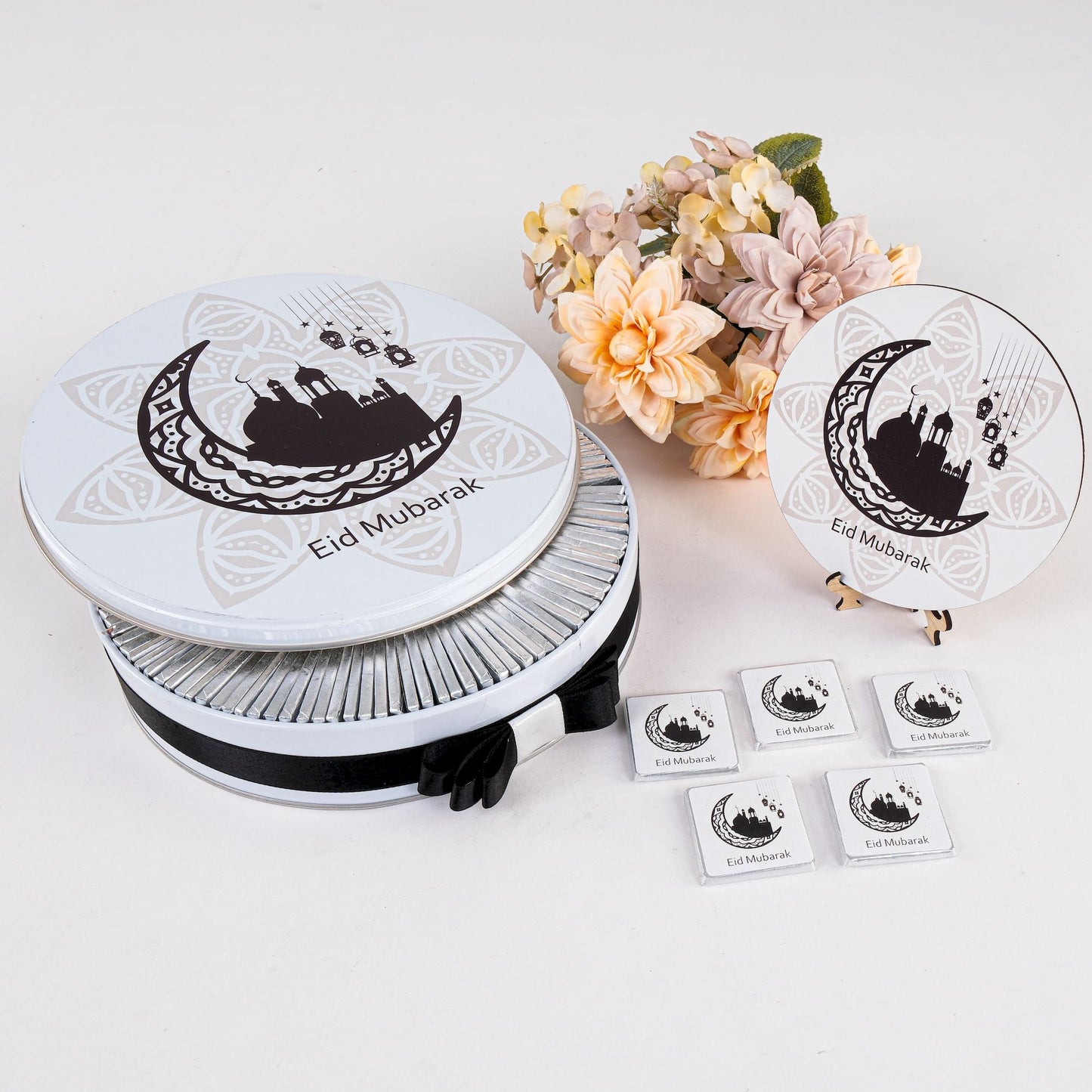 Ramadan Eid Chocolate Favors Box Table Decor Wedding Baby Shower Gifts - Islamic Elite Favors is a handmade gift shop offering a wide variety of unique and personalized gifts for all occasions. Whether you're looking for the perfect Ramadan, Eid, Hajj, wedding gift or something special for a birthday, baby shower or anniversary, we have something for everyone. High quality, made with love.