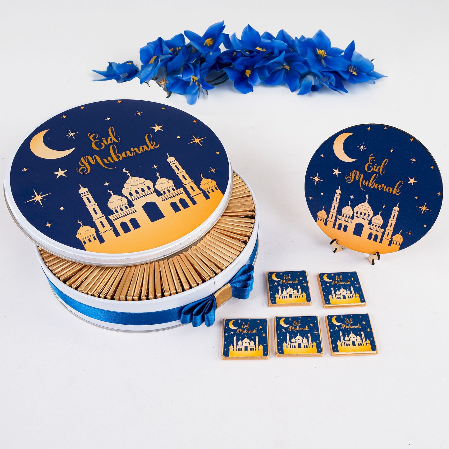 Ramadan Eid Chocolate Favors Box Table Decor Wedding Baby Shower Gifts - Islamic Elite Favors is a handmade gift shop offering a wide variety of unique and personalized gifts for all occasions. Whether you're looking for the perfect Ramadan, Eid, Hajj, wedding gift or something special for a birthday, baby shower or anniversary, we have something for everyone. High quality, made with love.