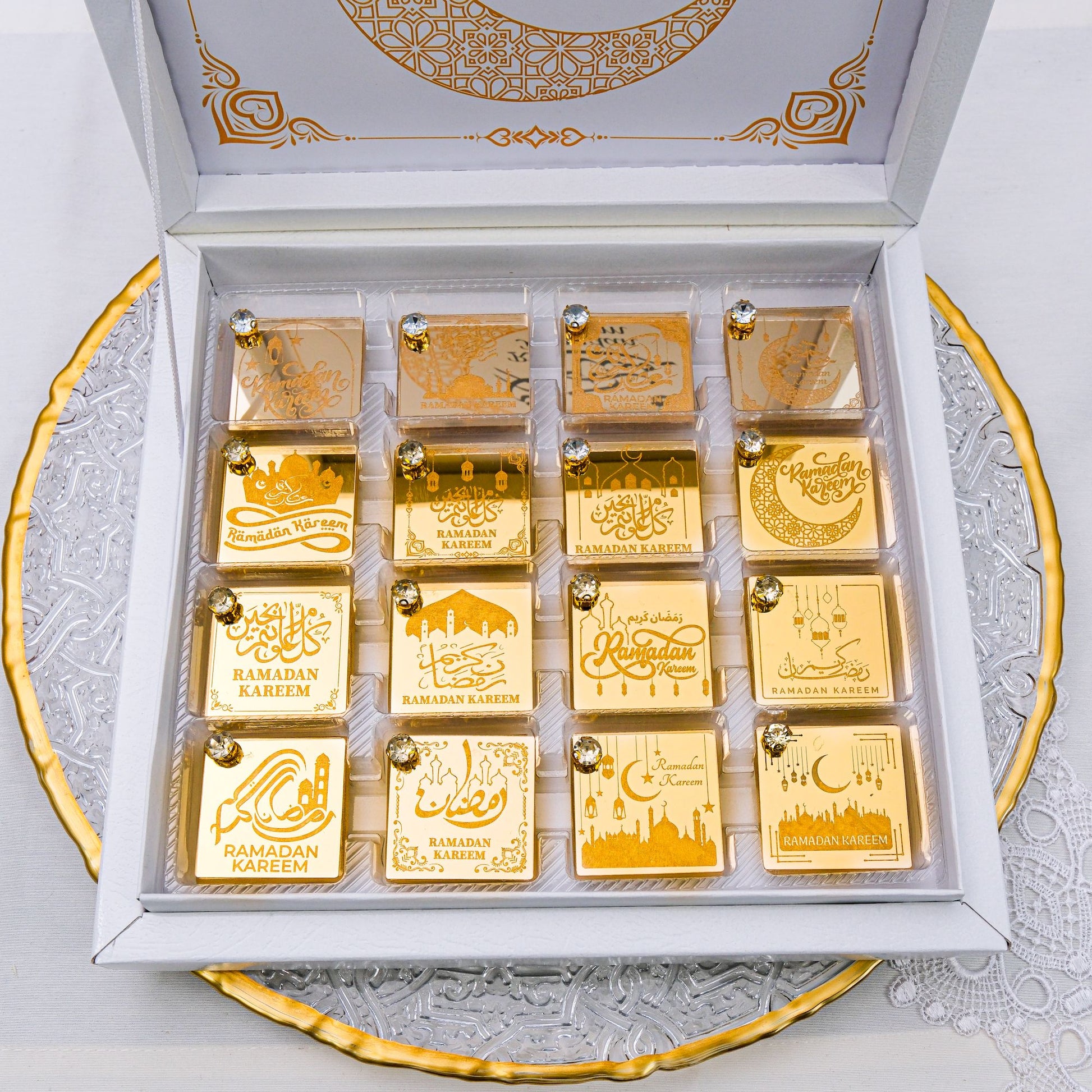 Chocolate Favors for Ramadan Eid, Happy Birthday, Baby Shower, Wedding - Islamic Elite Favors is a handmade gift shop offering a wide variety of unique and personalized gifts for all occasions. Whether you're looking for the perfect Ramadan, Eid, Hajj, wedding gift or something special for a birthday, baby shower or anniversary, we have something for everyone. High quality, made with love.