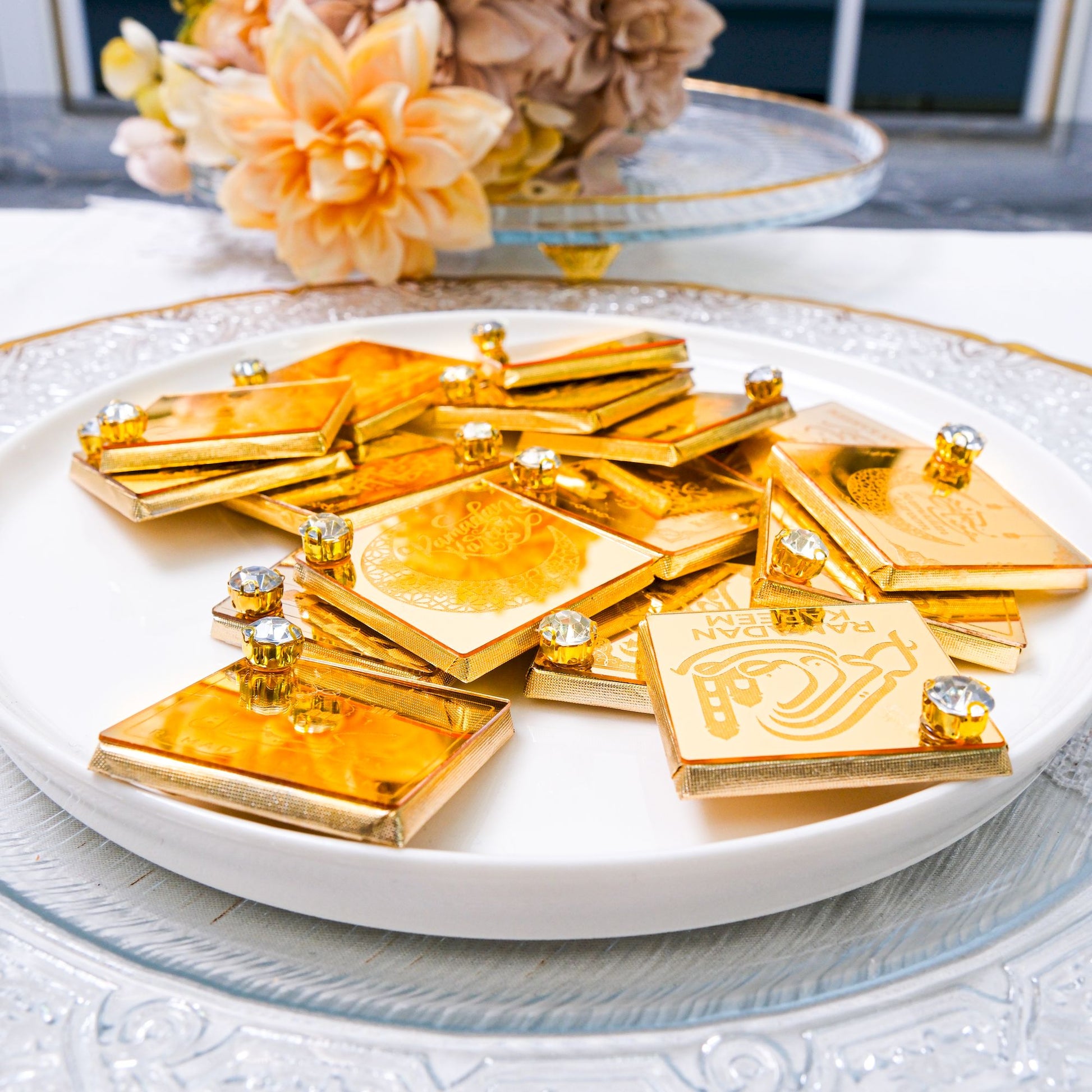 Chocolate Favors for Ramadan Eid, Happy Birthday, Baby Shower, Wedding - Islamic Elite Favors is a handmade gift shop offering a wide variety of unique and personalized gifts for all occasions. Whether you're looking for the perfect Ramadan, Eid, Hajj, wedding gift or something special for a birthday, baby shower or anniversary, we have something for everyone. High quality, made with love.