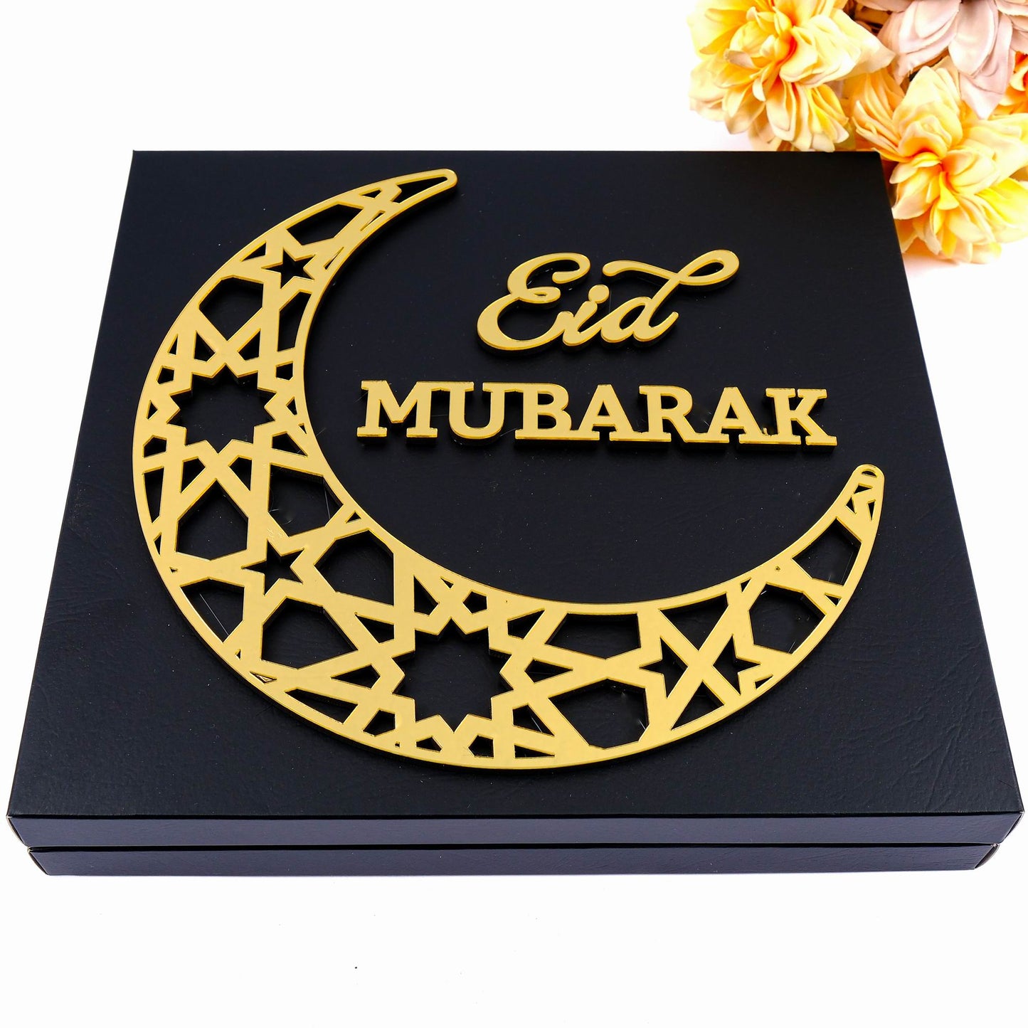 Eid Mubarak Chocolate Box, Ramadan Kareem Ramadan Mubarak Eid al-Adha Chocolate Gift Favors for Guests - Islamic Elite Favors is a handmade gift shop offering a wide variety of unique and personalized gifts for all occasions. Whether you're looking for the perfect Ramadan, Eid, Hajj, wedding gift or something special for a birthday, baby shower or anniversary, we have something for everyone. High quality, made with love.