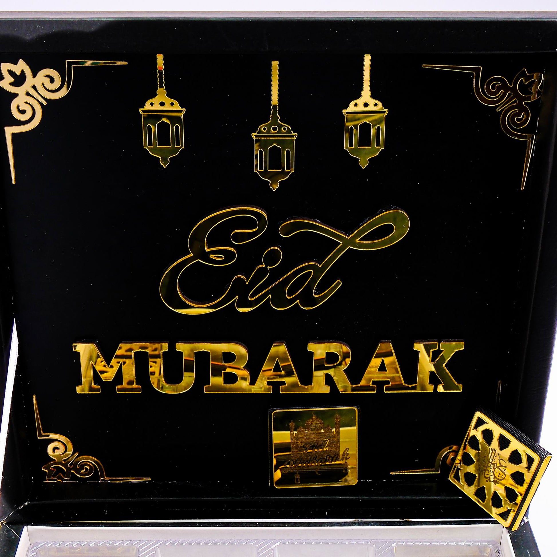 Eid Mubarak Chocolate Box, Ramadan Kareem Ramadan Mubarak Eid al-Adha Chocolate Gift Favors for Guests - Islamic Elite Favors is a handmade gift shop offering a wide variety of unique and personalized gifts for all occasions. Whether you're looking for the perfect Ramadan, Eid, Hajj, wedding gift or something special for a birthday, baby shower or anniversary, we have something for everyone. High quality, made with love.