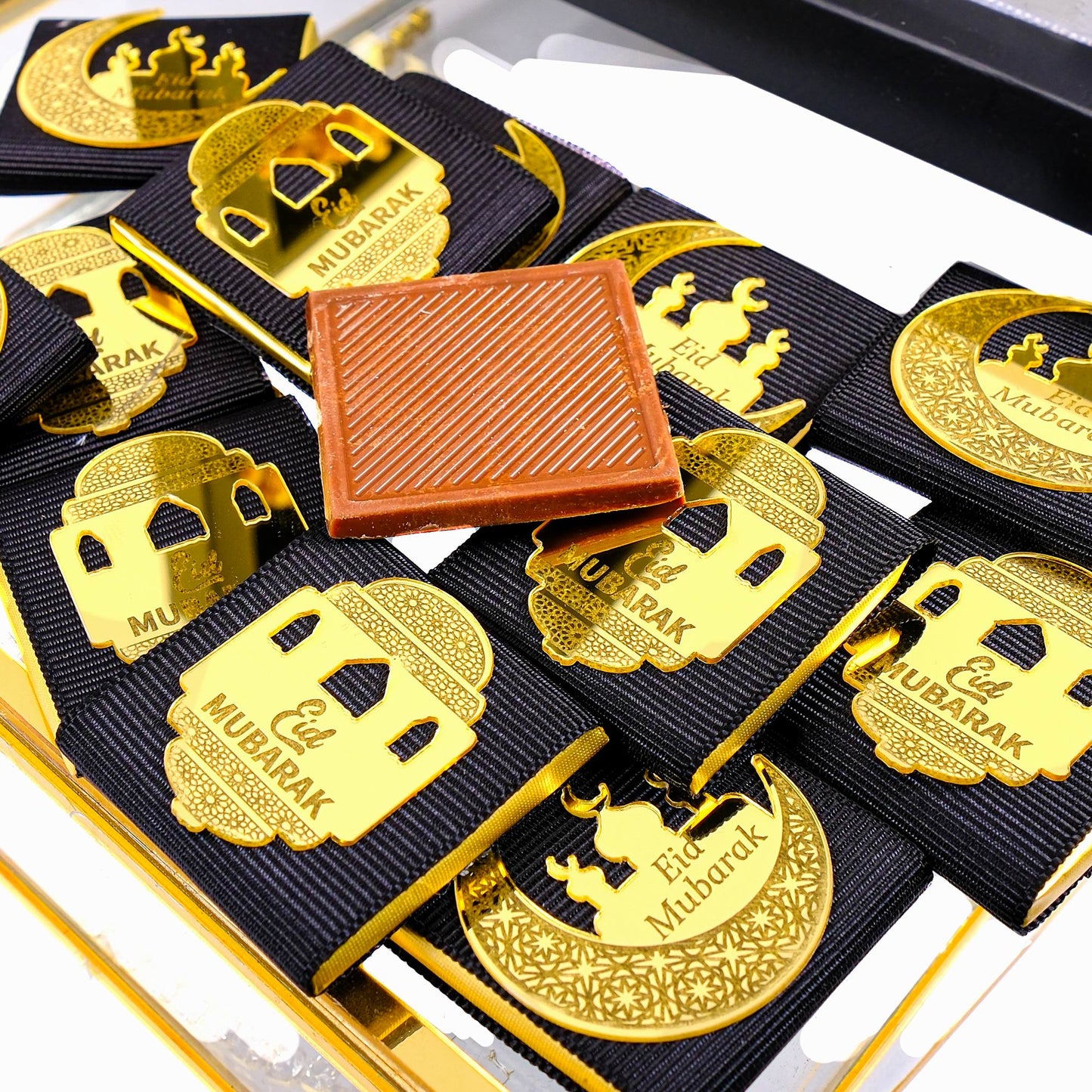 Eid Mubarak Chocolate Box, Ramadan Kareem Ramadan Mubarak Eid al-Adha Chocolate Gift Favors for Guests - Islamic Elite Favors is a handmade gift shop offering a wide variety of unique and personalized gifts for all occasions. Whether you're looking for the perfect Ramadan, Eid, Hajj, wedding gift or something special for a birthday, baby shower or anniversary, we have something for everyone. High quality, made with love.