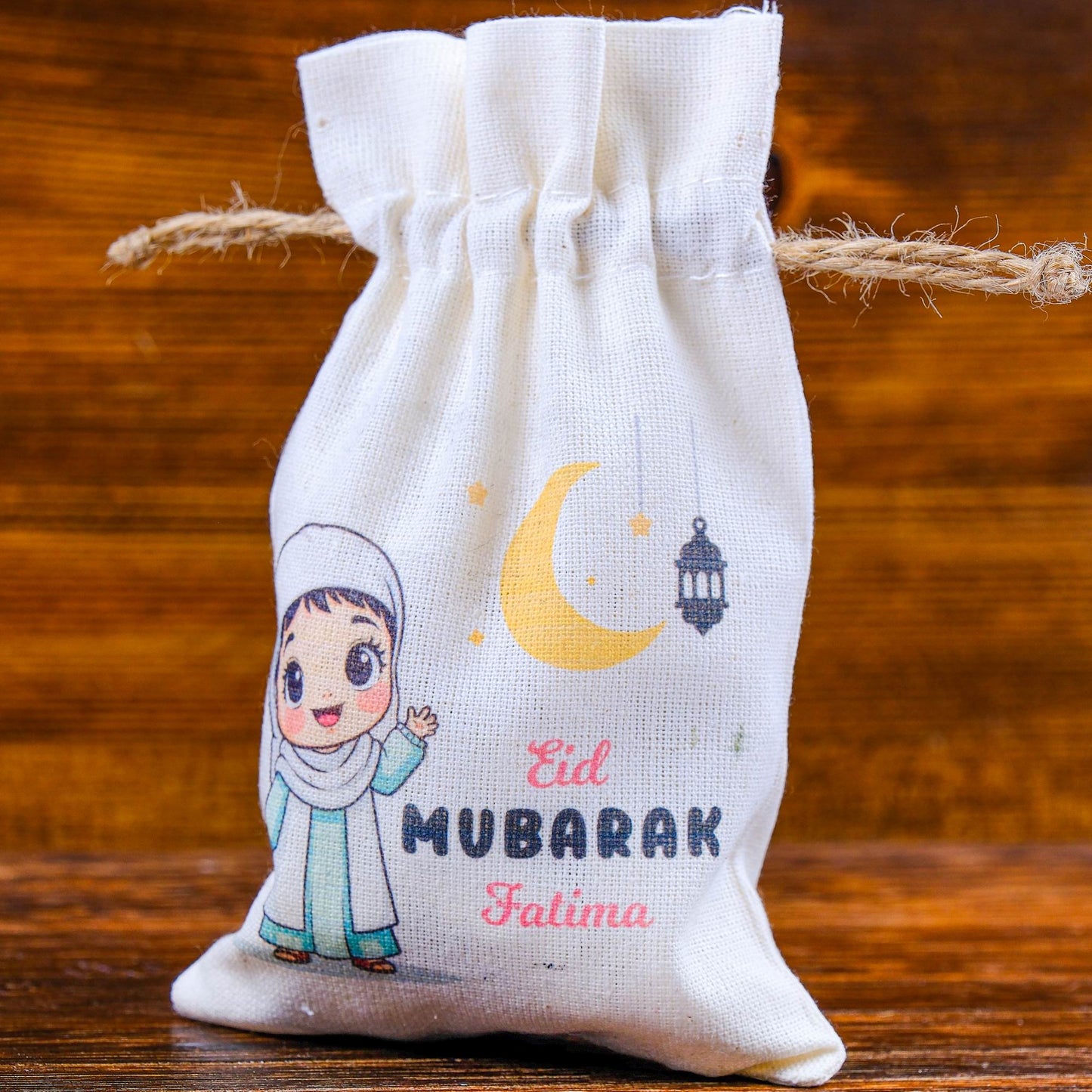 Personalized Eid Gift Bag for Kids, Custom Ramadan Favor Pouch, Cotton Treat Bag, Goodie Bag - Islamic Elite Favors is a handmade gift shop offering a wide variety of unique and personalized gifts for all occasions. Whether you're looking for the perfect Ramadan, Eid, Hajj, wedding gift or something special for a birthday, baby shower or anniversary, we have something for everyone. High quality, made with love.
