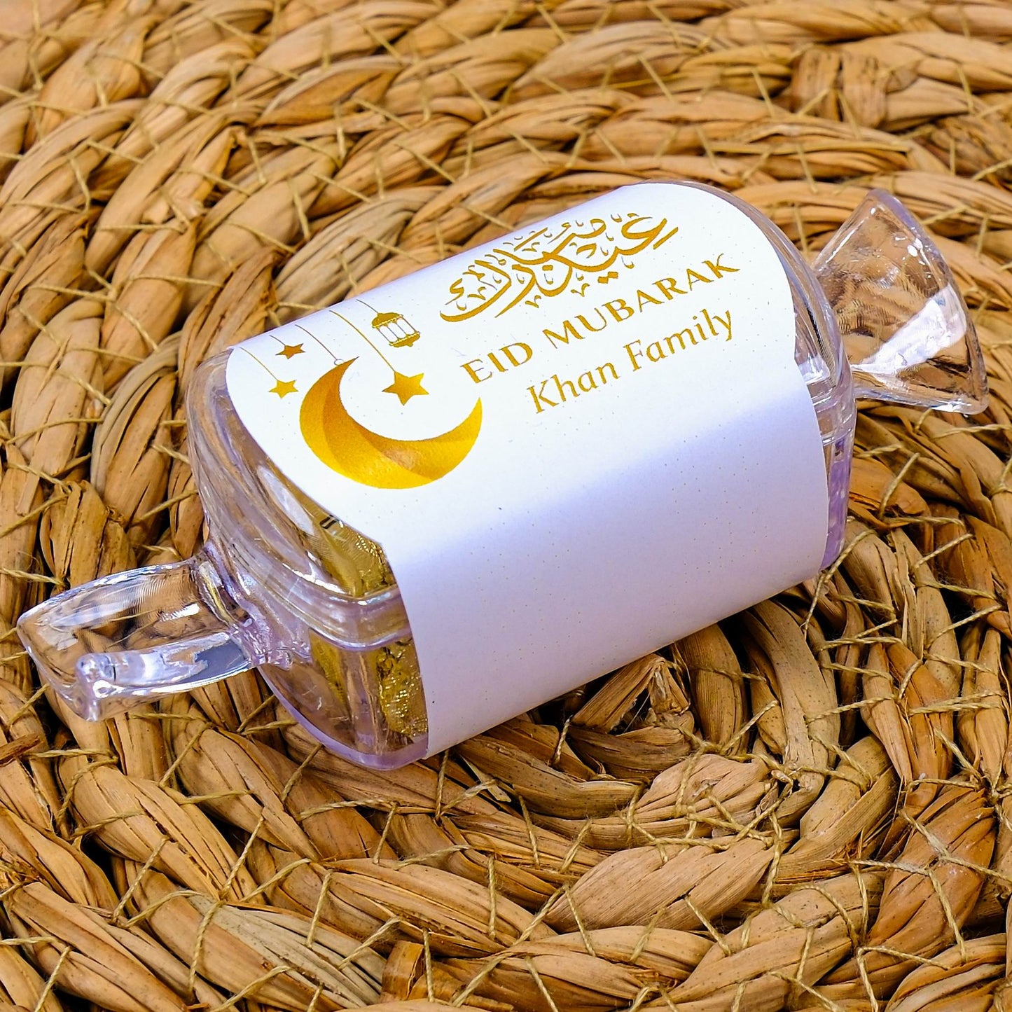 Personalised Eid Chocolate Gift, Ramadan Eid Mubarak Sweet Boxes Favors For Guests - Islamic Elite Favors is a handmade gift shop offering a wide variety of unique and personalized gifts for all occasions. Whether you're looking for the perfect Ramadan, Eid, Hajj, wedding gift or something special for a birthday, baby shower or anniversary, we have something for everyone. High quality, made with love.