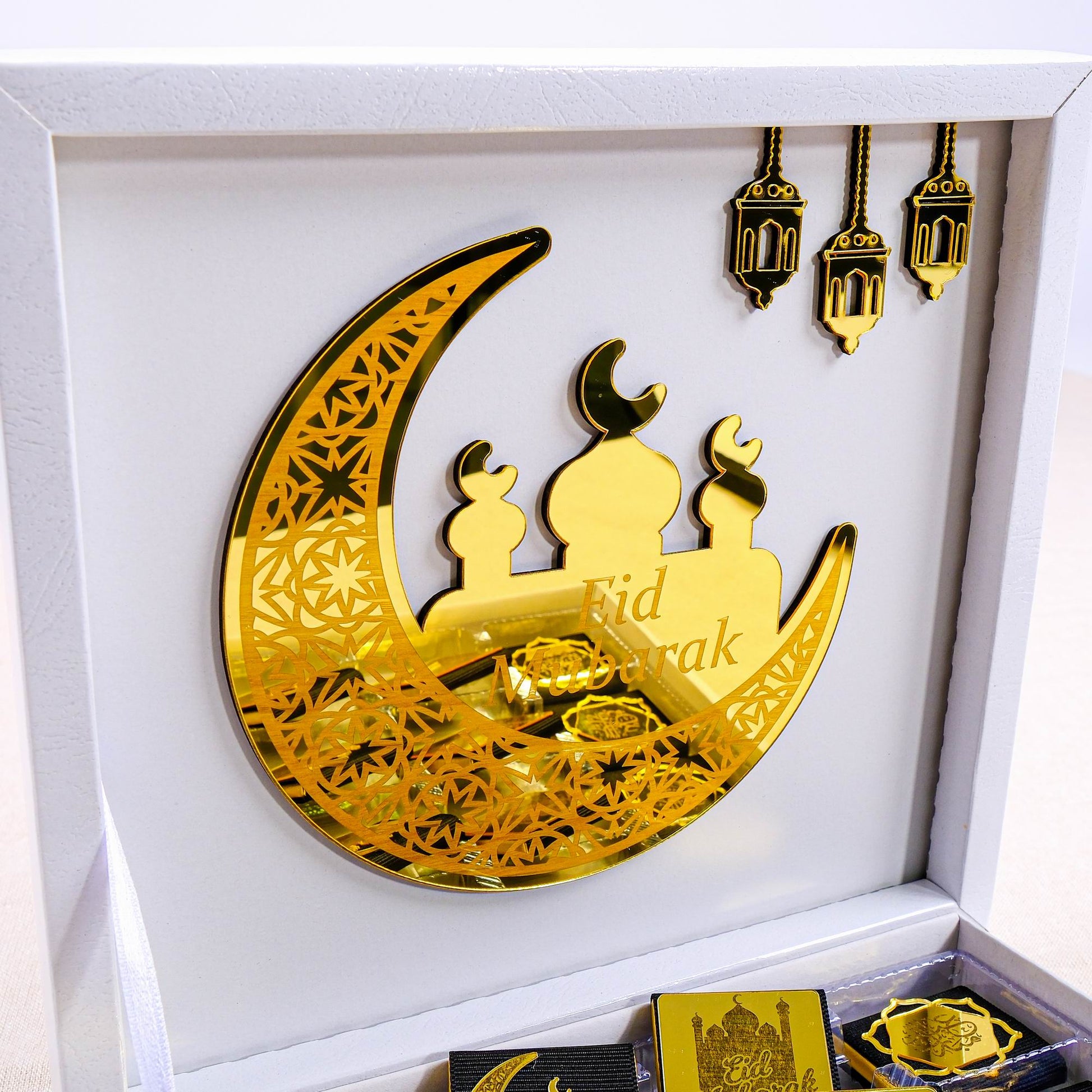 Eid Mubarak Chocolate Box, Ramadan Kareem Ramadan Mubarak Eid al-Adha Chocolate Gift Favors for Guests - Islamic Elite Favors is a handmade gift shop offering a wide variety of unique and personalized gifts for all occasions. Whether you're looking for the perfect Ramadan, Eid, Hajj, wedding gift or something special for a birthday, baby shower or anniversary, we have something for everyone. High quality, made with love.