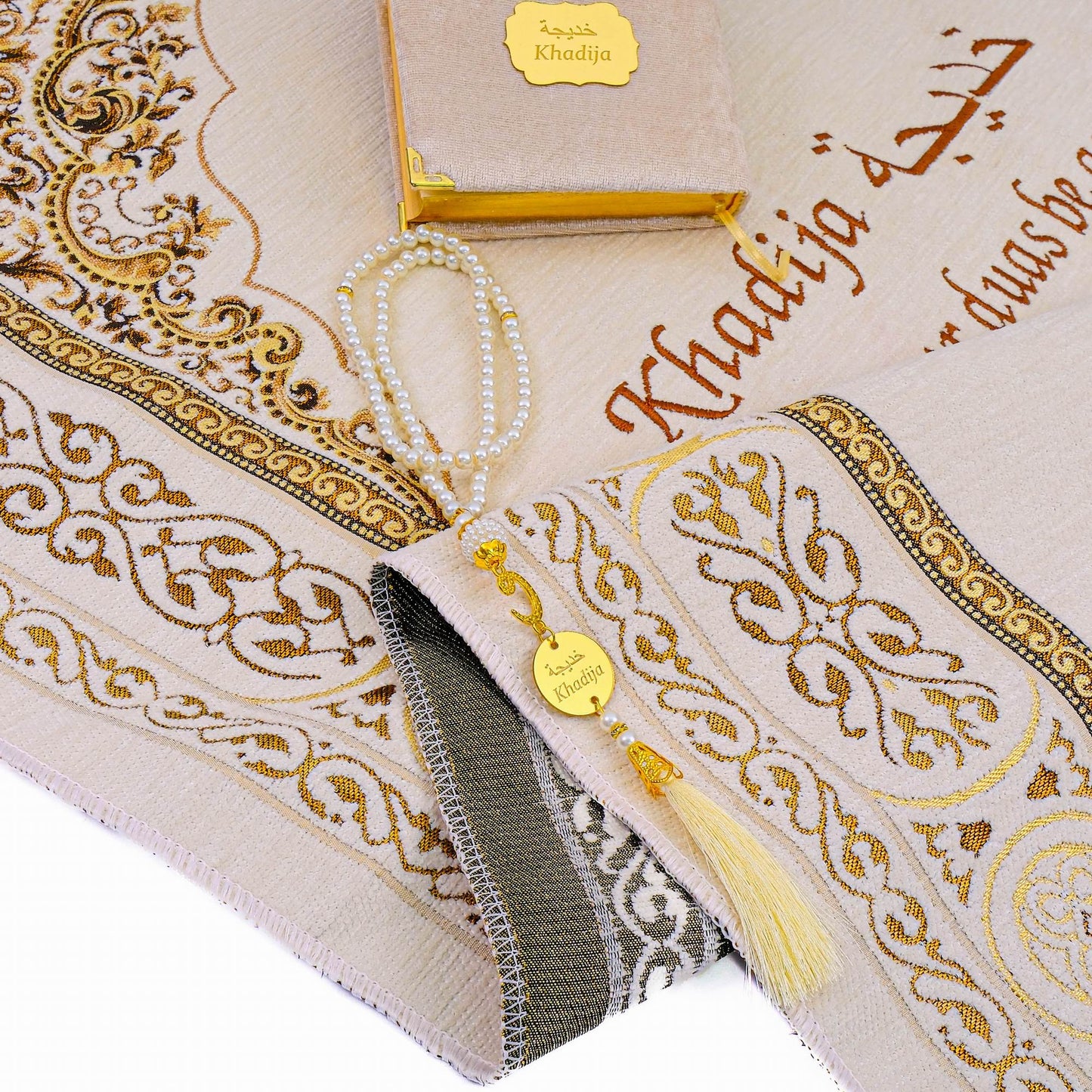 Personalized Muslim Prayer Mat Quran Tasbeeh Ramadan Eid Gift Peaceful Set - Islamic Elite Favors is a handmade gift shop offering a wide variety of unique and personalized gifts for all occasions. Whether you're looking for the perfect Ramadan, Eid, Hajj, wedding gift or something special for a birthday, baby shower or anniversary, we have something for everyone. High quality, made with love.