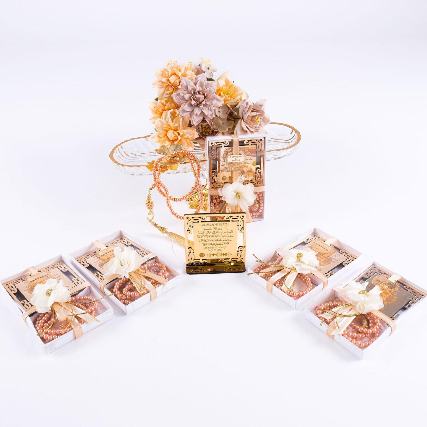 Personalized Surah Al-Fatihah on Stand & Tasbeeh Islamic Wedding Favor - Islamic Elite Favors is a handmade gift shop offering a wide variety of unique and personalized gifts for all occasions. Whether you're looking for the perfect Ramadan, Eid, Hajj, wedding gift or something special for a birthday, baby shower or anniversary, we have something for everyone. High quality, made with love.