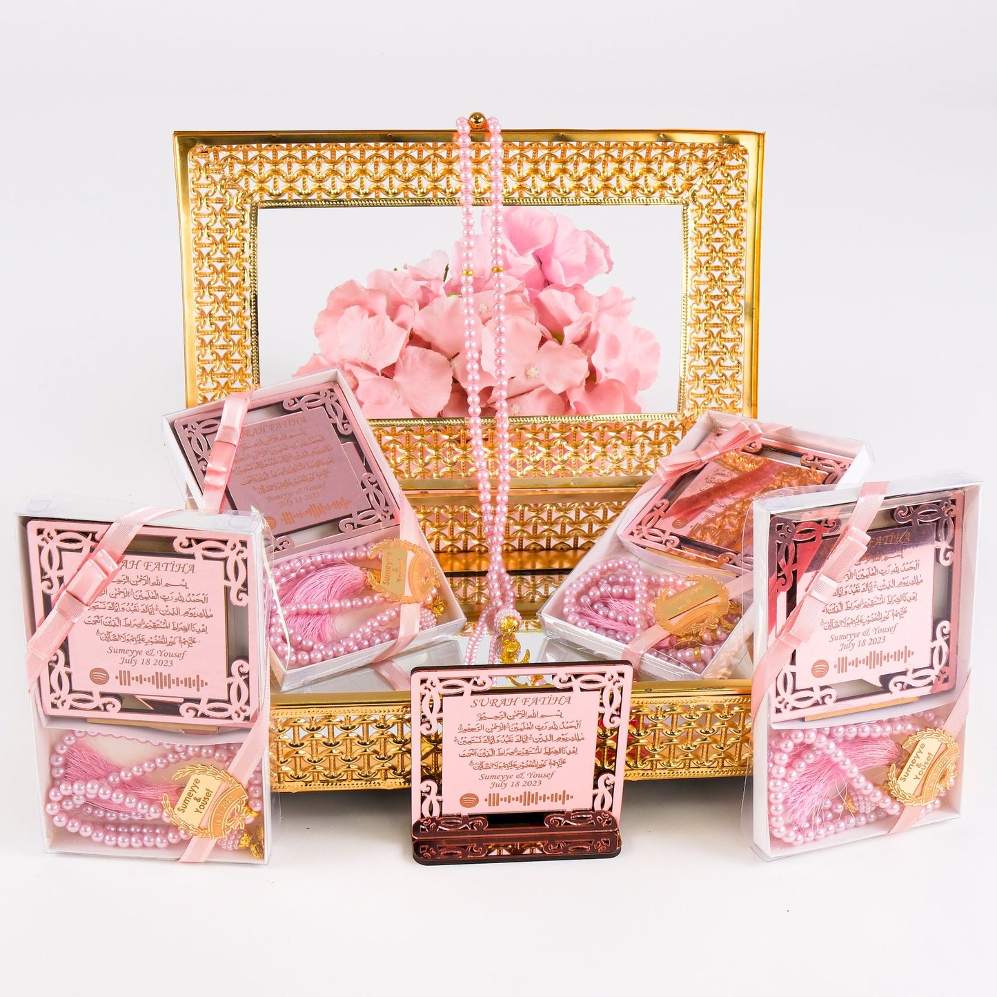 Personalized Surah Al-Fatihah on Stand & Tasbeeh Islamic Wedding Favor - Islamic Elite Favors is a handmade gift shop offering a wide variety of unique and personalized gifts for all occasions. Whether you're looking for the perfect Ramadan, Eid, Hajj, wedding gift or something special for a birthday, baby shower or anniversary, we have something for everyone. High quality, made with love.