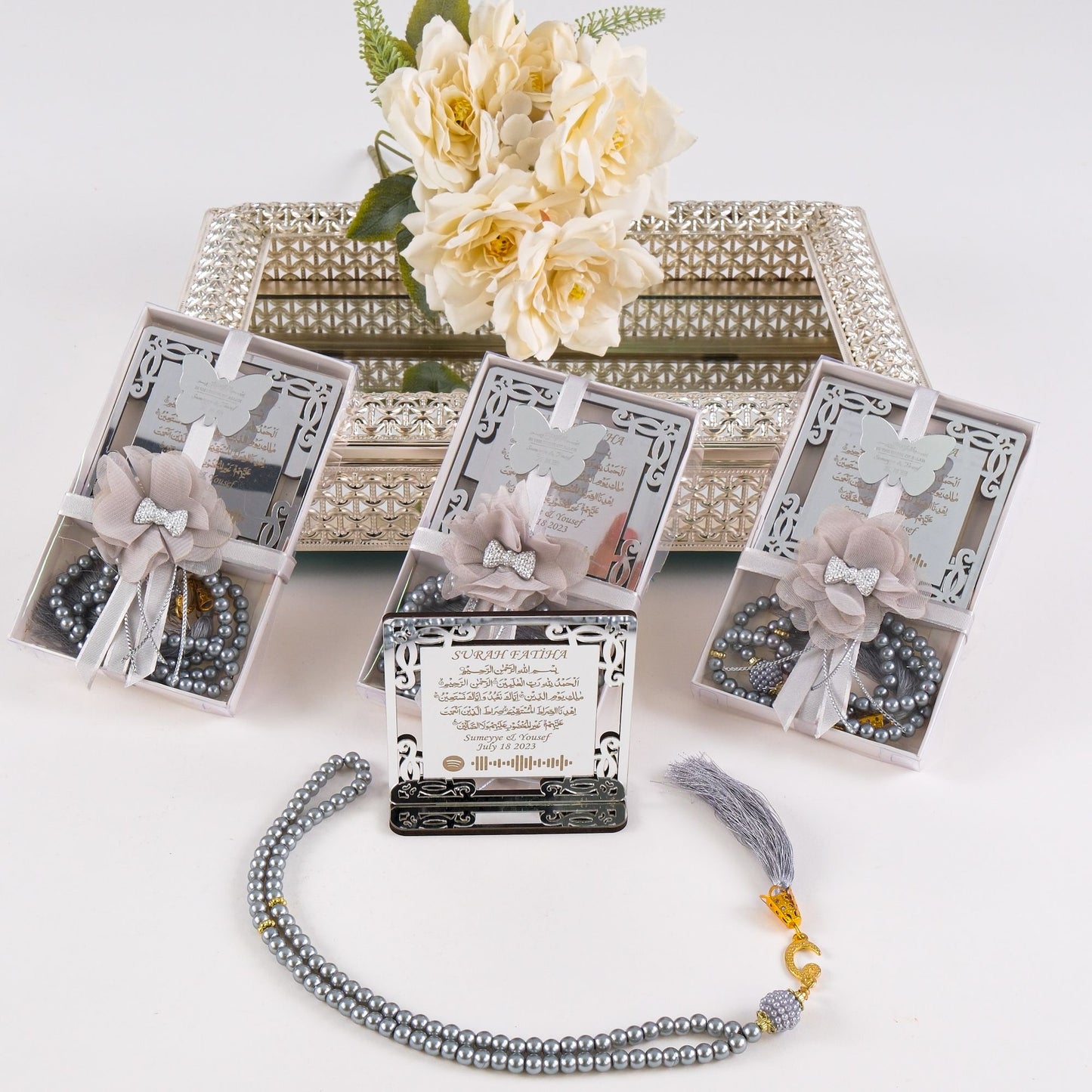 Personalized Surah Al-Fatihah on Stand & Tasbeeh Islamic Wedding Favor - Islamic Elite Favors is a handmade gift shop offering a wide variety of unique and personalized gifts for all occasions. Whether you're looking for the perfect Ramadan, Eid, Hajj, wedding gift or something special for a birthday, baby shower or anniversary, we have something for everyone. High quality, made with love.