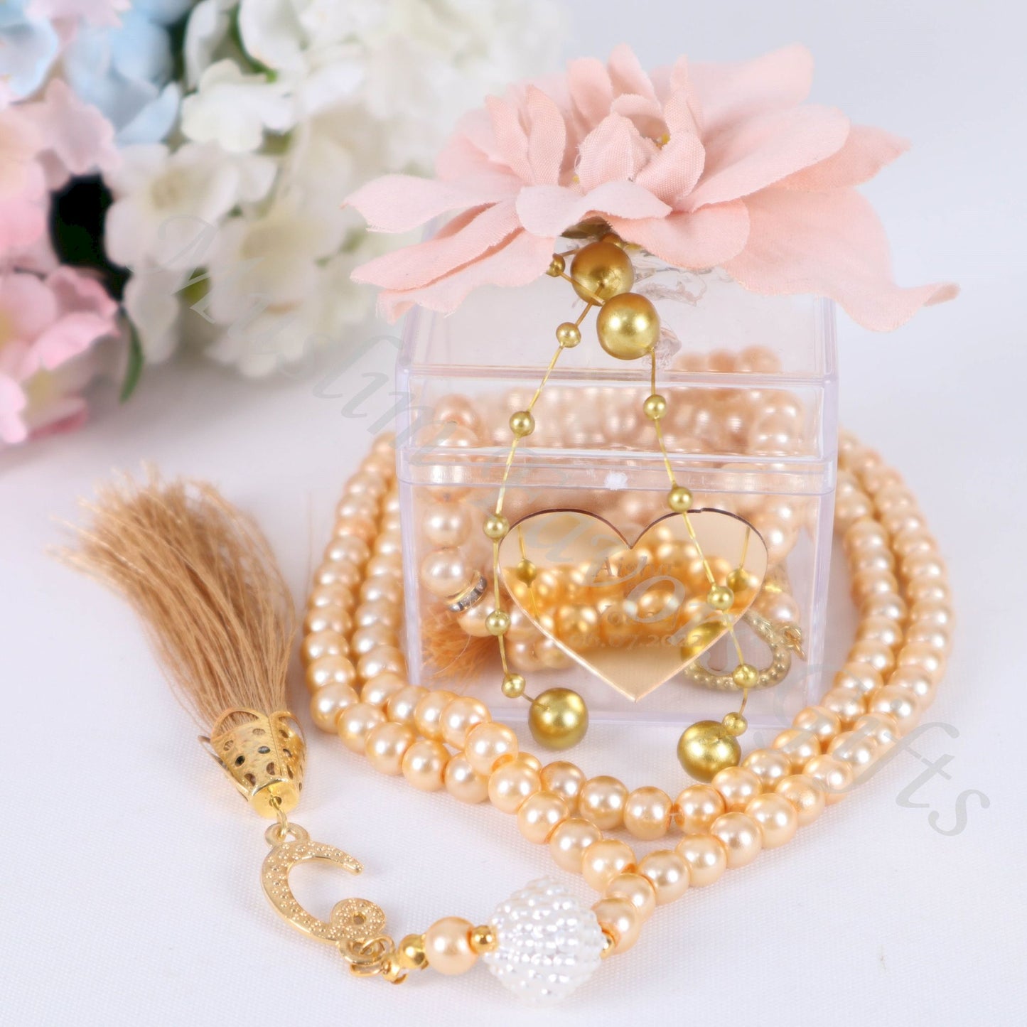 Personalized Pearl Prayer Beads Tasbeeh Masbaha Islamic Wedding Gift - Islamic Elite Favors is a handmade gift shop offering a wide variety of unique and personalized gifts for all occasions. Whether you're looking for the perfect Ramadan, Eid, Hajj, wedding gift or something special for a birthday, baby shower or anniversary, we have something for everyone. High quality, made with love.