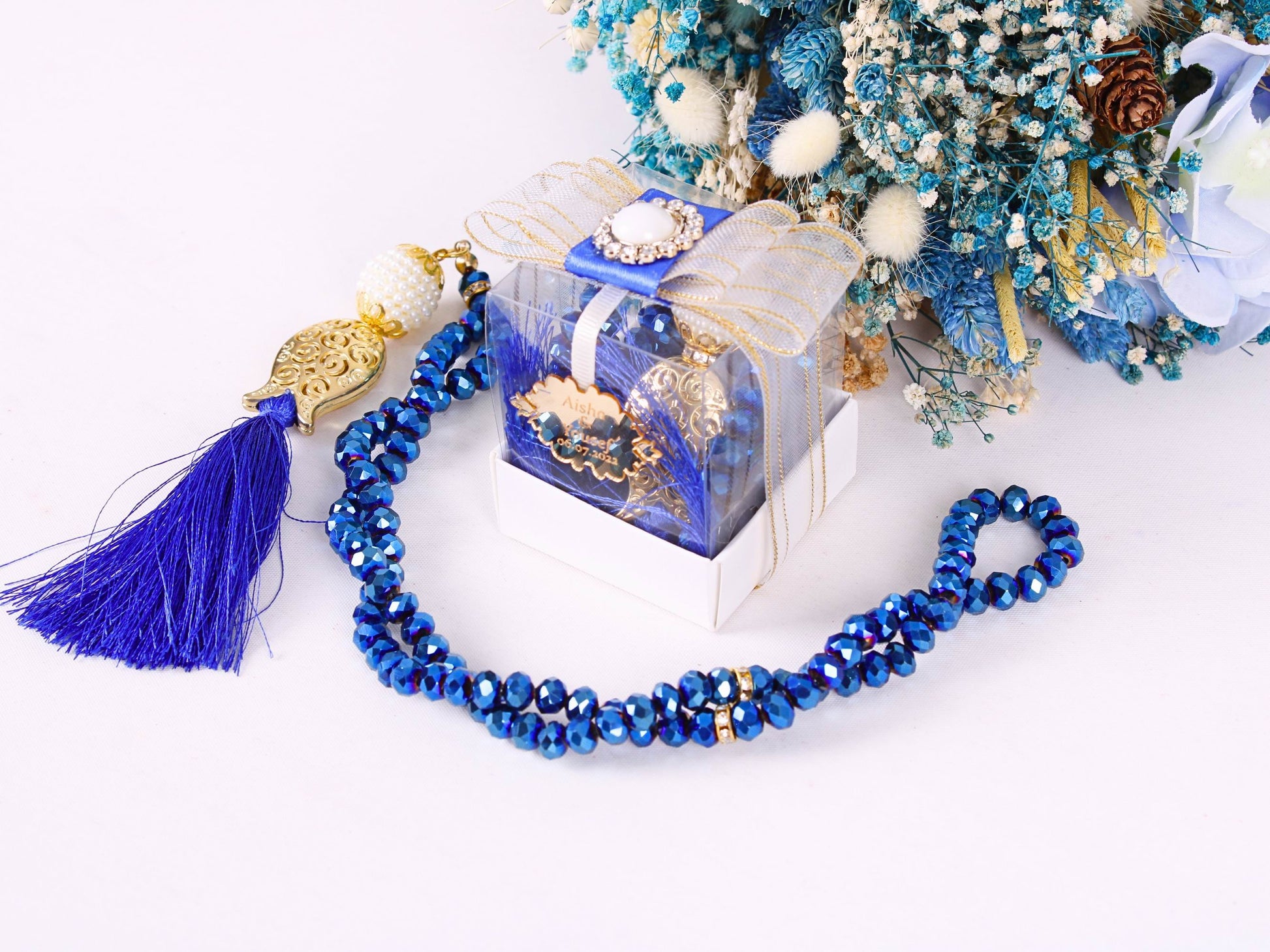 Personalized Crystal Prayer Beads Favor, Ramadan Eid Wedding Baby Shower Islamic Gift - Islamic Elite Favors is a handmade gift shop offering a wide variety of unique and personalized gifts for all occasions. Whether you're looking for the perfect Ramadan, Eid, Hajj, wedding gift or something special for a birthday, baby shower or anniversary, we have something for everyone. High quality, made with love.