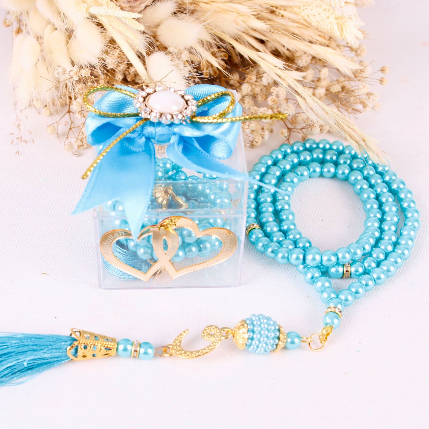 Personalized Prayer Bead Wedding Favor Decorated Box with Double Heart - Islamic Elite Favors is a handmade gift shop offering a wide variety of unique and personalized gifts for all occasions. Whether you're looking for the perfect Ramadan, Eid, Hajj, wedding gift or something special for a birthday, baby shower or anniversary, we have something for everyone. High quality, made with love.