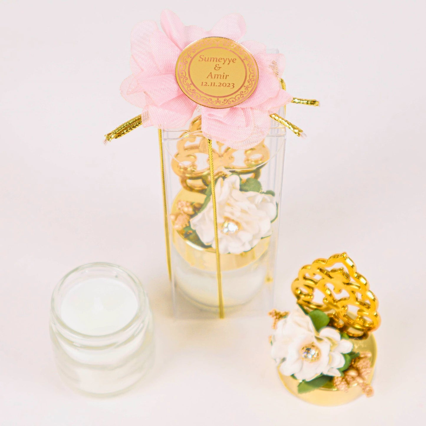 Personalized Wedding Favor Glass Candle Holder Rose with Plexi Theme - Islamic Elite Favors is a handmade gift shop offering a wide variety of unique and personalized gifts for all occasions. Whether you're looking for the perfect Ramadan, Eid, Hajj, wedding gift or something special for a birthday, baby shower or anniversary, we have something for everyone. High quality, made with love.