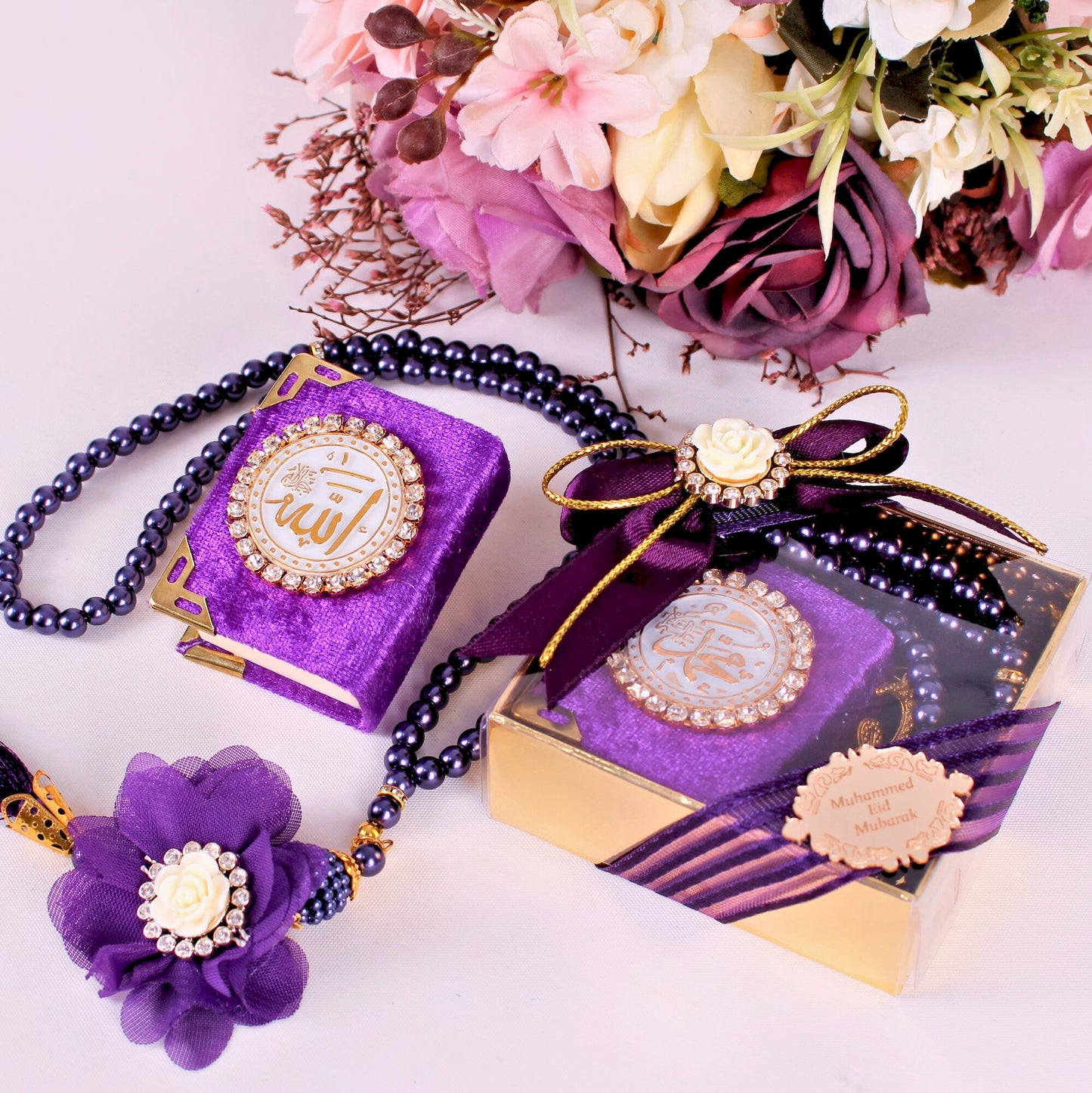 Personalized Mini Quran with Rhinestones Prayer Beads Wedding Favor - Islamic Elite Favors is a handmade gift shop offering a wide variety of unique and personalized gifts for all occasions. Whether you're looking for the perfect Ramadan, Eid, Hajj, wedding gift or something special for a birthday, baby shower or anniversary, we have something for everyone. High quality, made with love.