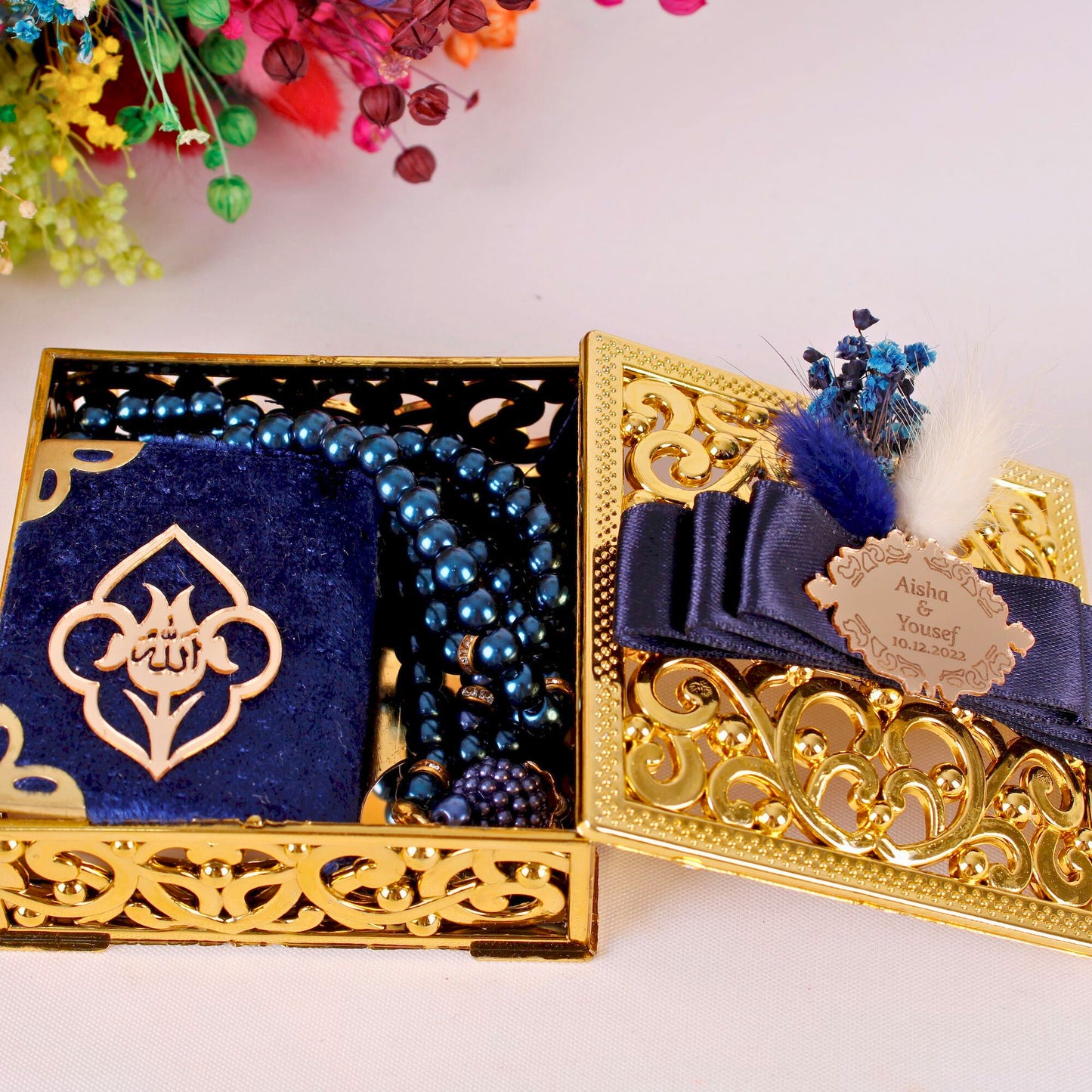Personalized Luxury Mini Quran Tasbeeh with Dried Flower Wedding Favor - Islamic Elite Favors is a handmade gift shop offering a wide variety of unique and personalized gifts for all occasions. Whether you're looking for the perfect Ramadan, Eid, Hajj, wedding gift or something special for a birthday, baby shower or anniversary, we have something for everyone. High quality, made with love.