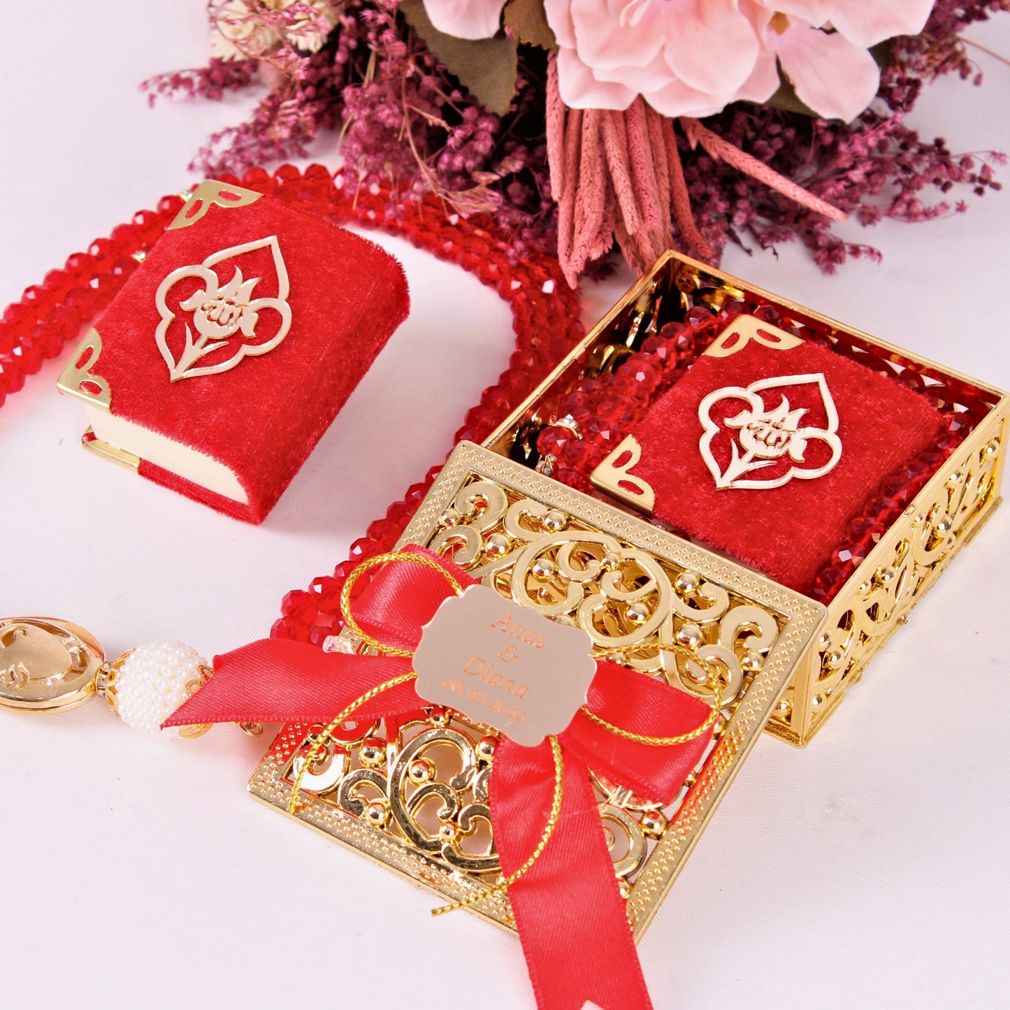 Personalized Wedding Favor Stylish Mini Quran Crystal Tasbeeh Set - Islamic Elite Favors is a handmade gift shop offering a wide variety of unique and personalized gifts for all occasions. Whether you're looking for the perfect Ramadan, Eid, Hajj, wedding gift or something special for a birthday, baby shower or anniversary, we have something for everyone. High quality, made with love.