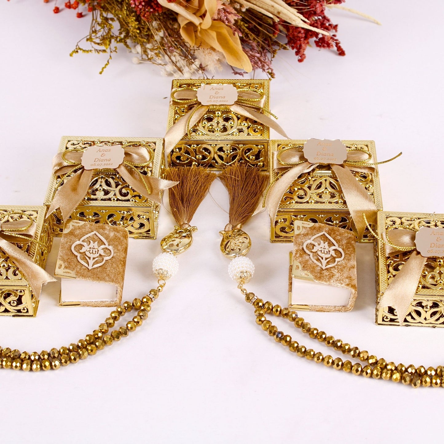 Personalized Wedding Favor Stylish Mini Quran Crystal Tasbeeh Set - Islamic Elite Favors is a handmade gift shop offering a wide variety of unique and personalized gifts for all occasions. Whether you're looking for the perfect Ramadan, Eid, Hajj, wedding gift or something special for a birthday, baby shower or anniversary, we have something for everyone. High quality, made with love.