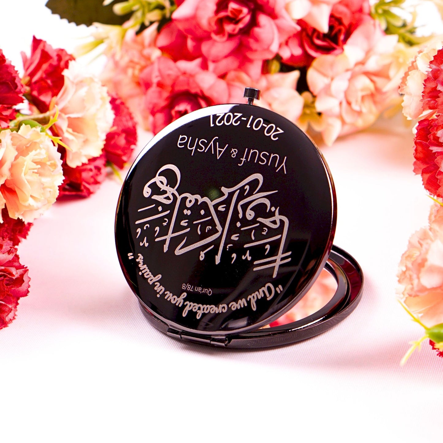 Personalized Wedding Favor Black Mini Makeup Mirror in Gift Box - Islamic Elite Favors is a handmade gift shop offering a wide variety of unique and personalized gifts for all occasions. Whether you're looking for the perfect Ramadan, Eid, Hajj, wedding gift or something special for a birthday, baby shower or anniversary, we have something for everyone. High quality, made with love.
