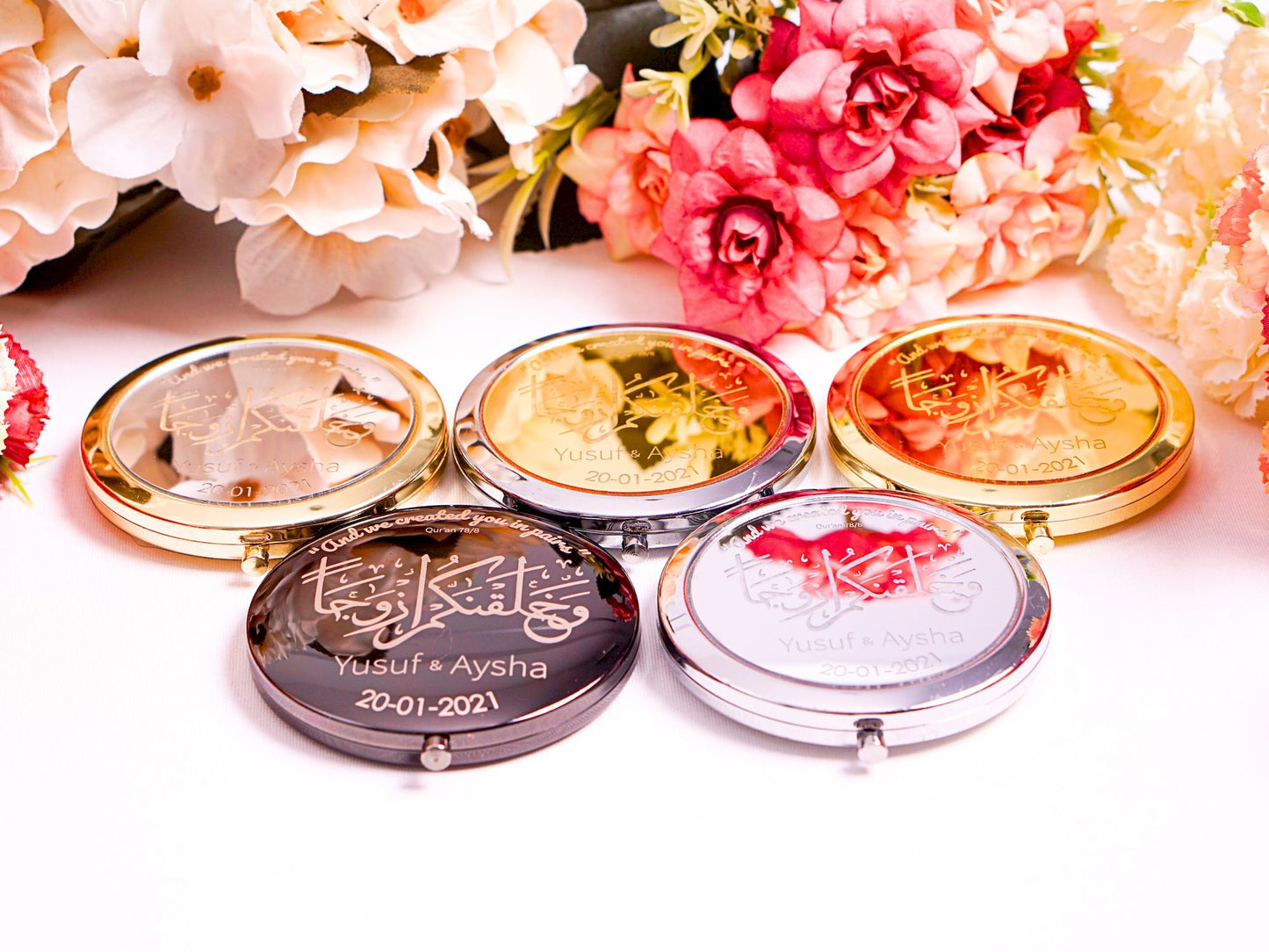 Personalized Wedding Favor Gold Mini Makeup Mirror in Gold Gift Box - Islamic Elite Favors is a handmade gift shop offering a wide variety of unique and personalized gifts for all occasions. Whether you're looking for the perfect Ramadan, Eid, Hajj, wedding gift or something special for a birthday, baby shower or anniversary, we have something for everyone. High quality, made with love.