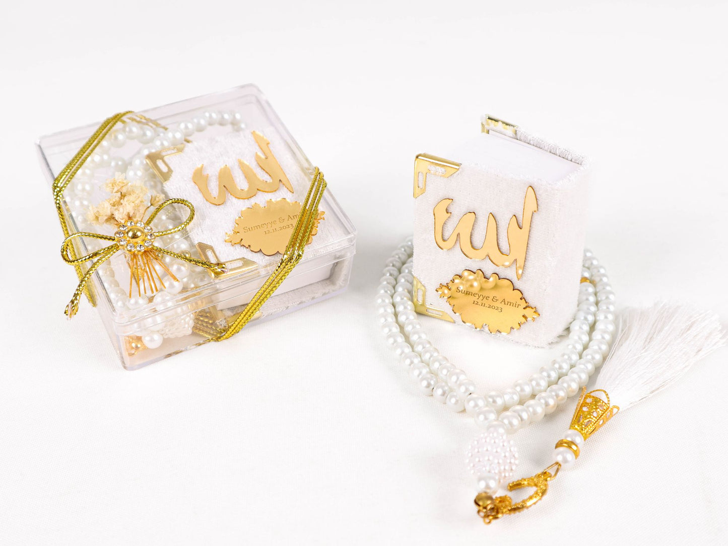 Personalized Mini Quran Prayer Beads Flowers with Pearl Wedding Favor - Islamic Elite Favors is a handmade gift shop offering a wide variety of unique and personalized gifts for all occasions. Whether you're looking for the perfect Ramadan, Eid, Hajj, wedding gift or something special for a birthday, baby shower or anniversary, we have something for everyone. High quality, made with love.