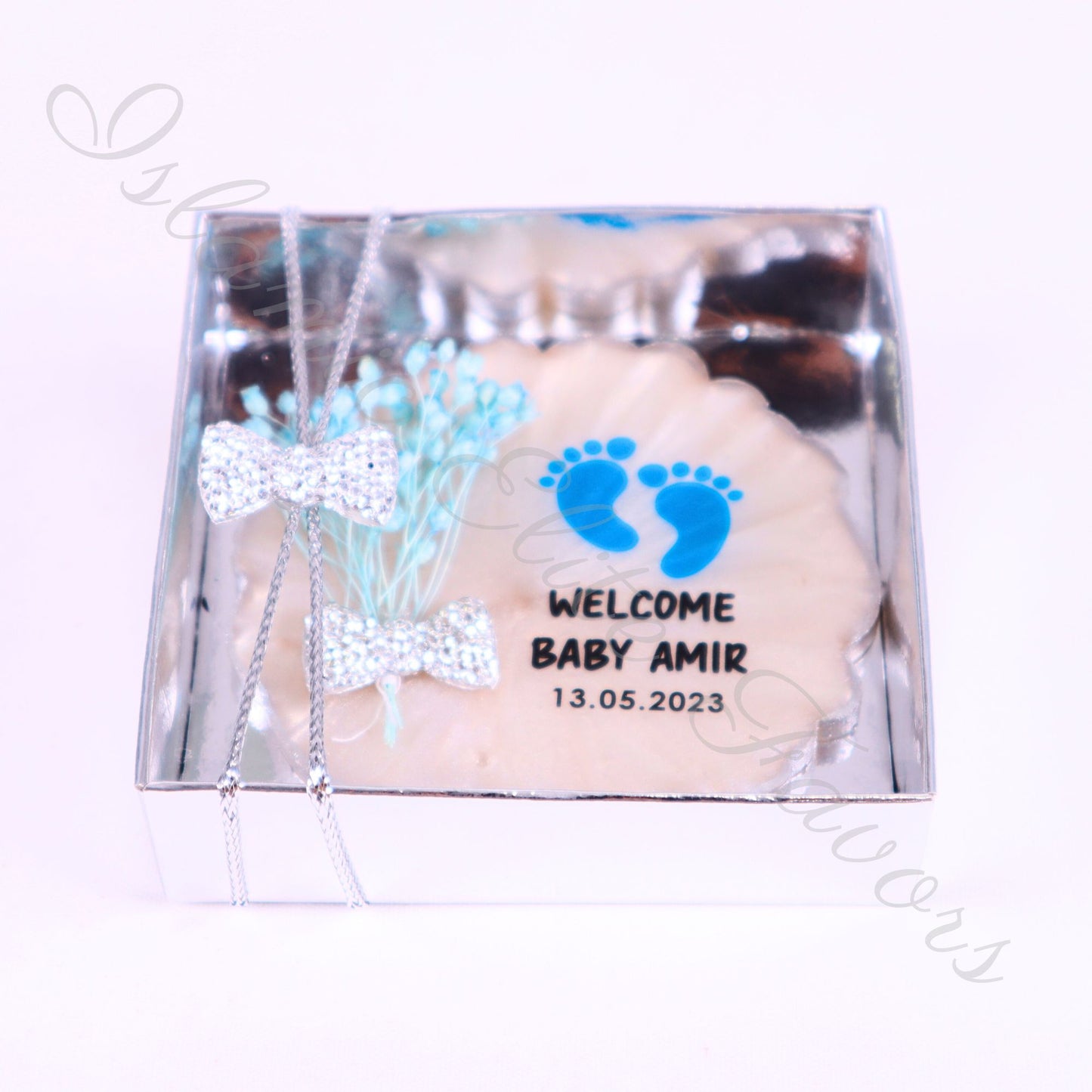 Personalized Baby Shower Favors Epoxy Magnet for Baby Boy Silver Theme - Islamic Elite Favors is a handmade gift shop offering a wide variety of unique and personalized gifts for all occasions. Whether you're looking for the perfect Ramadan, Eid, Hajj, wedding gift or something special for a birthday, baby shower or anniversary, we have something for everyone. High quality, made with love.
