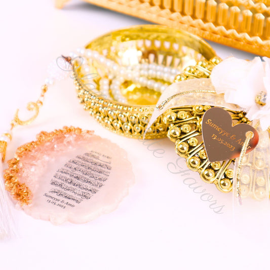 Personalized Wedding Favor Epoxy Ayatul Kursi Magnet Tasbeeh in Box - Islamic Elite Favors is a handmade gift shop offering a wide variety of unique and personalized gifts for all occasions. Whether you're looking for the perfect Ramadan, Eid, Hajj, wedding gift or something special for a birthday, baby shower or anniversary, we have something for everyone. High quality, made with love.