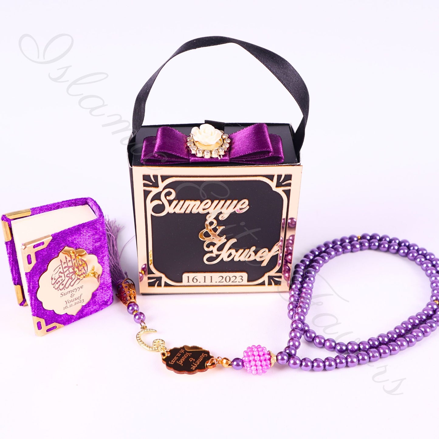 Personalized Velvet Mini Quran Pearl Tasbeeh Decorated Gift Bag Set - Islamic Elite Favors is a handmade gift shop offering a wide variety of unique and personalized gifts for all occasions. Whether you're looking for the perfect Ramadan, Eid, Hajj, wedding gift or something special for a birthday, baby shower or anniversary, we have something for everyone. High quality, made with love.
