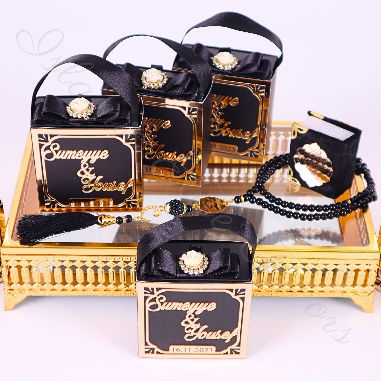 Personalized Velvet Mini Quran Pearl Tasbeeh Decorated Gift Bag Set - Islamic Elite Favors is a handmade gift shop offering a wide variety of unique and personalized gifts for all occasions. Whether you're looking for the perfect Ramadan, Eid, Hajj, wedding gift or something special for a birthday, baby shower or anniversary, we have something for everyone. High quality, made with love.