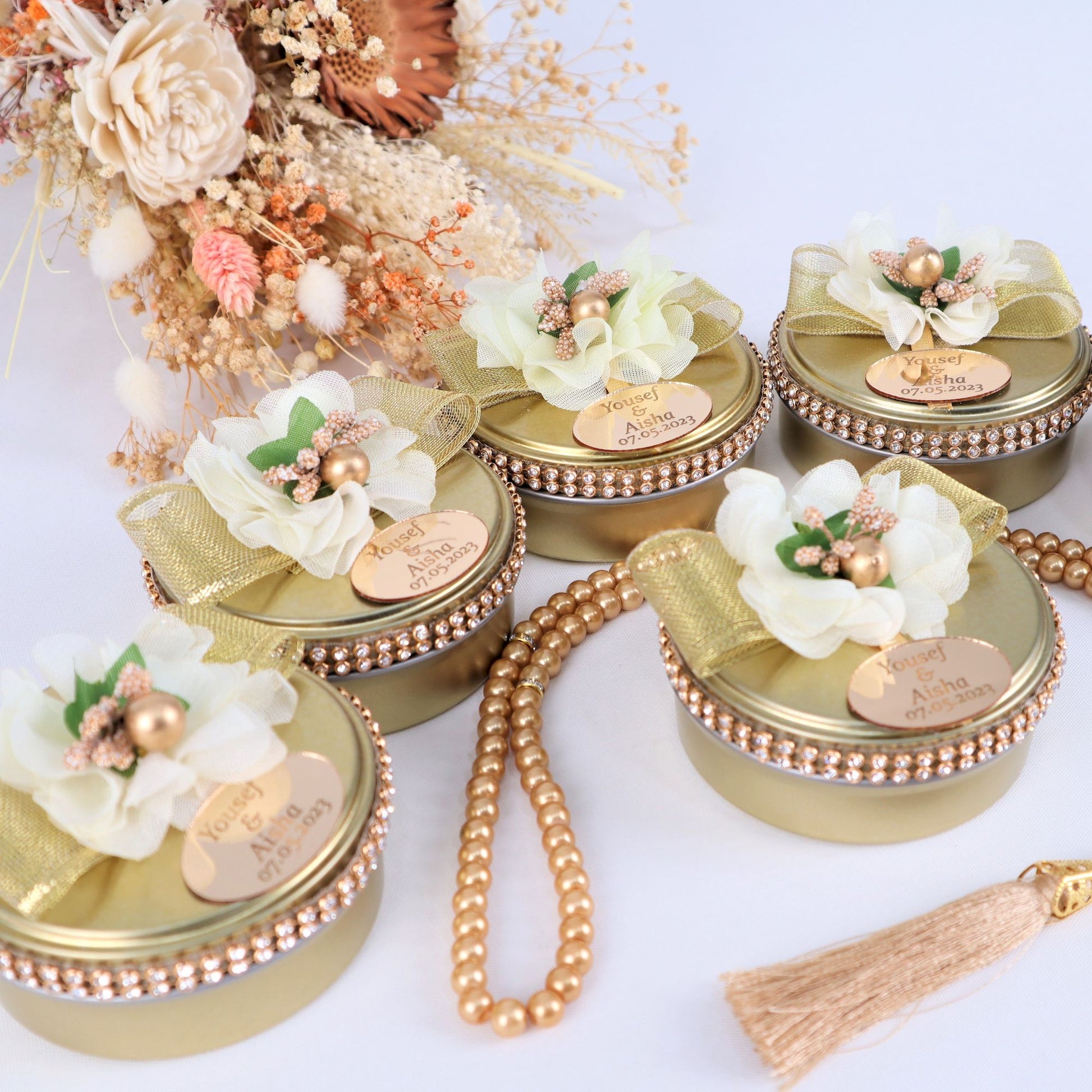 Personalized Pearl Prayer Beads in Metal Box Islamic Wedding Favors - Islamic Elite Favors is a handmade gift shop offering a wide variety of unique and personalized gifts for all occasions. Whether you're looking for the perfect Ramadan, Eid, Hajj, wedding gift or something special for a birthday, baby shower or anniversary, we have something for everyone. High quality, made with love.