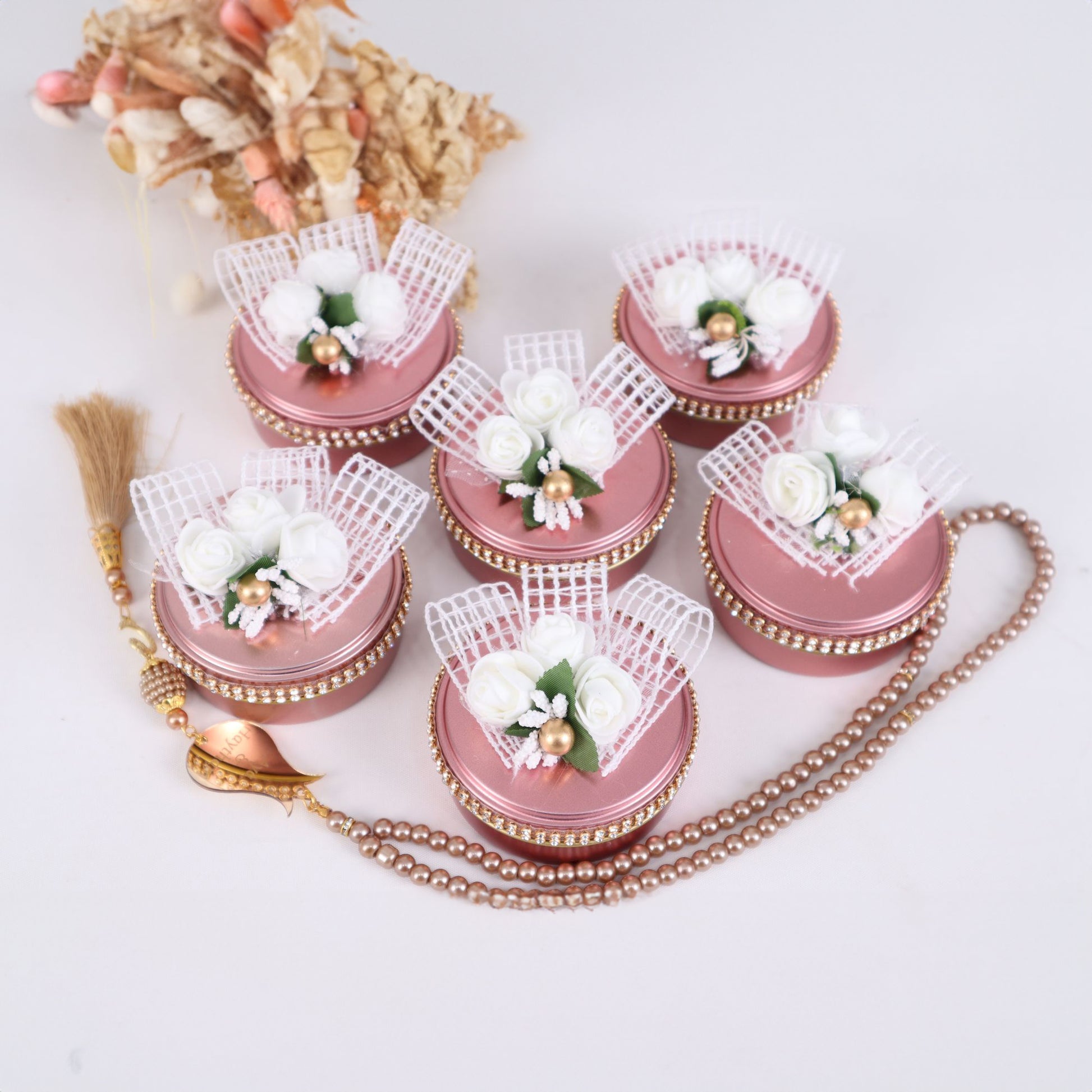 Personalized Pearl Prayer Beads in Metal Box Islamic Wedding Favors - Islamic Elite Favors is a handmade gift shop offering a wide variety of unique and personalized gifts for all occasions. Whether you're looking for the perfect Ramadan, Eid, Hajj, wedding gift or something special for a birthday, baby shower or anniversary, we have something for everyone. High quality, made with love.