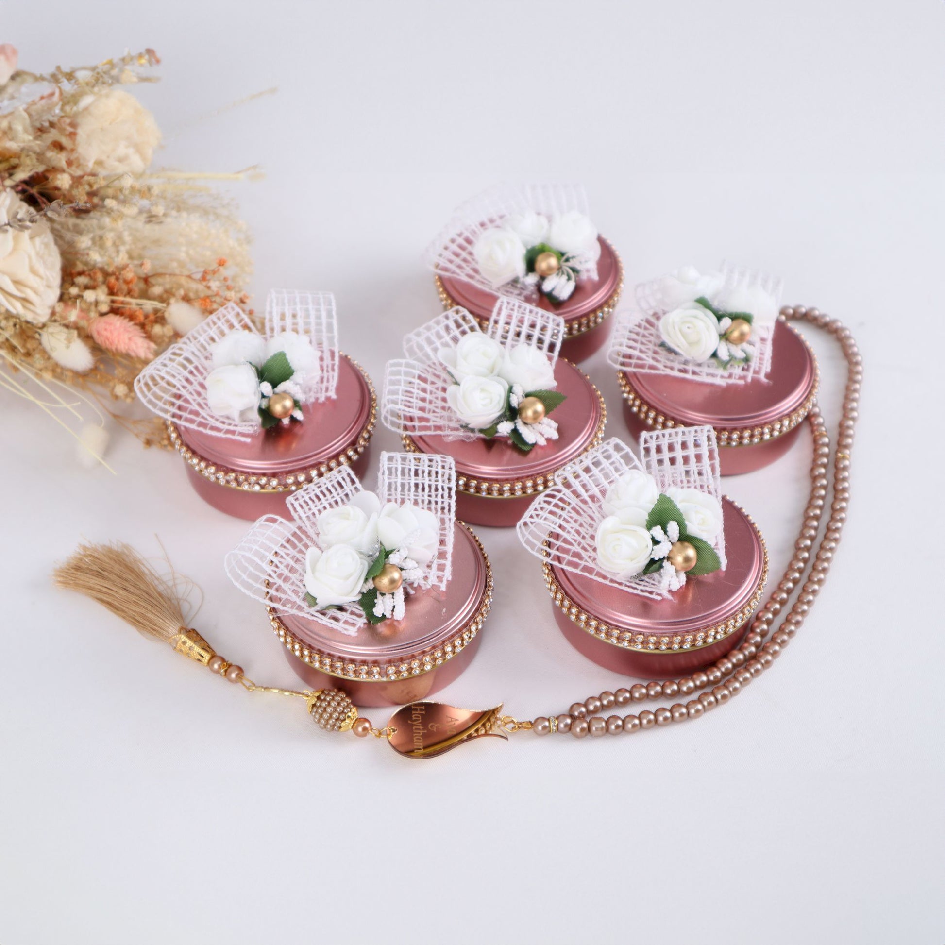 Personalized Pearl Prayer Beads in Metal Box Islamic Wedding Favors - Islamic Elite Favors is a handmade gift shop offering a wide variety of unique and personalized gifts for all occasions. Whether you're looking for the perfect Ramadan, Eid, Hajj, wedding gift or something special for a birthday, baby shower or anniversary, we have something for everyone. High quality, made with love.