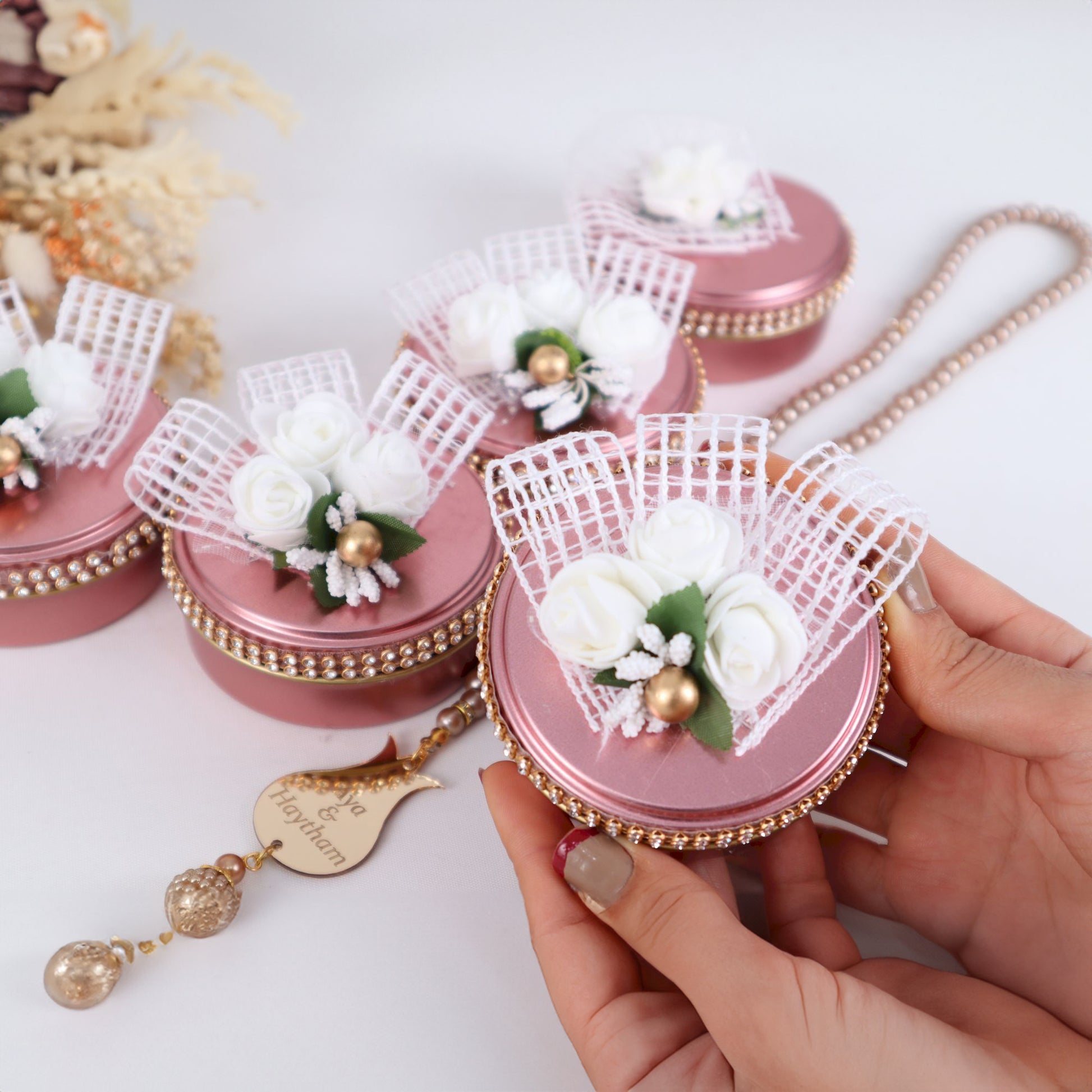 Personalized Pearl Prayer Beads in Metal Box Islamic Wedding Favors - Islamic Elite Favors is a handmade gift shop offering a wide variety of unique and personalized gifts for all occasions. Whether you're looking for the perfect Ramadan, Eid, Hajj, wedding gift or something special for a birthday, baby shower or anniversary, we have something for everyone. High quality, made with love.