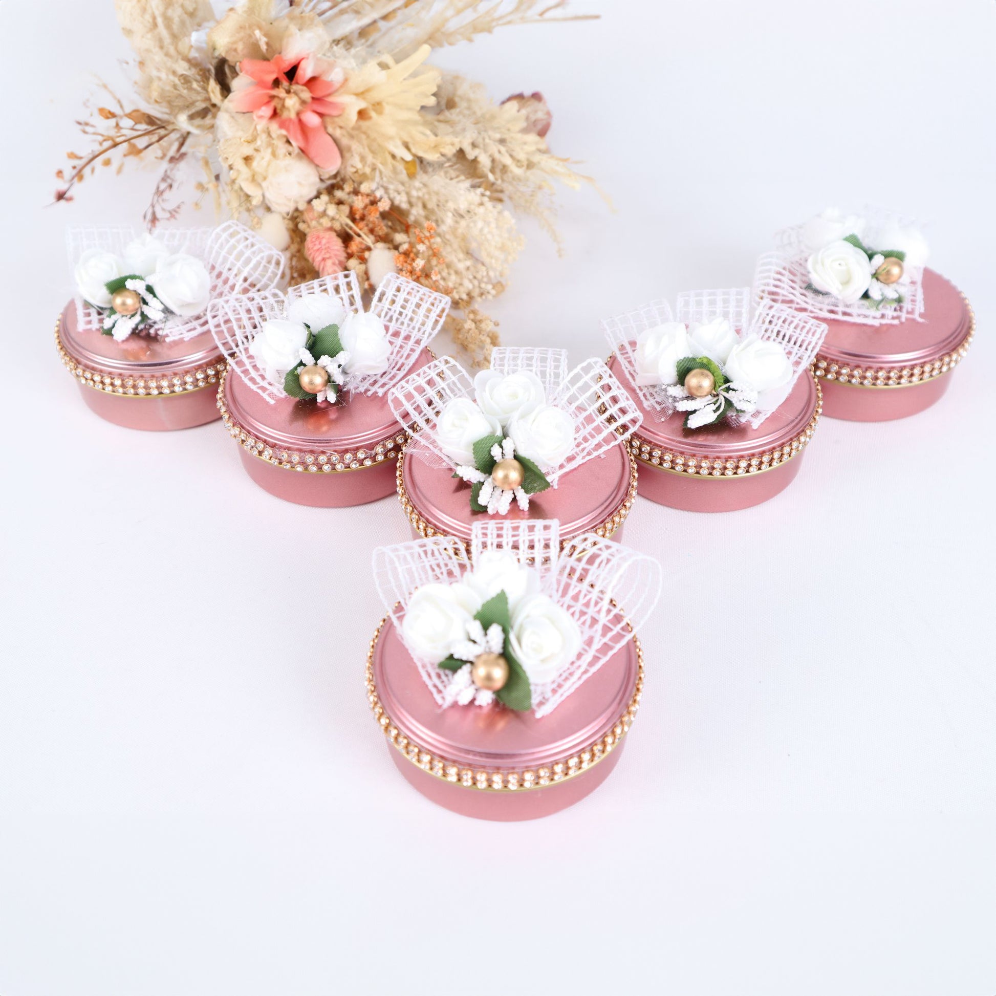 Personalized Pearl Prayer Beads in Metal Box Islamic Wedding Favors - Islamic Elite Favors is a handmade gift shop offering a wide variety of unique and personalized gifts for all occasions. Whether you're looking for the perfect Ramadan, Eid, Hajj, wedding gift or something special for a birthday, baby shower or anniversary, we have something for everyone. High quality, made with love.