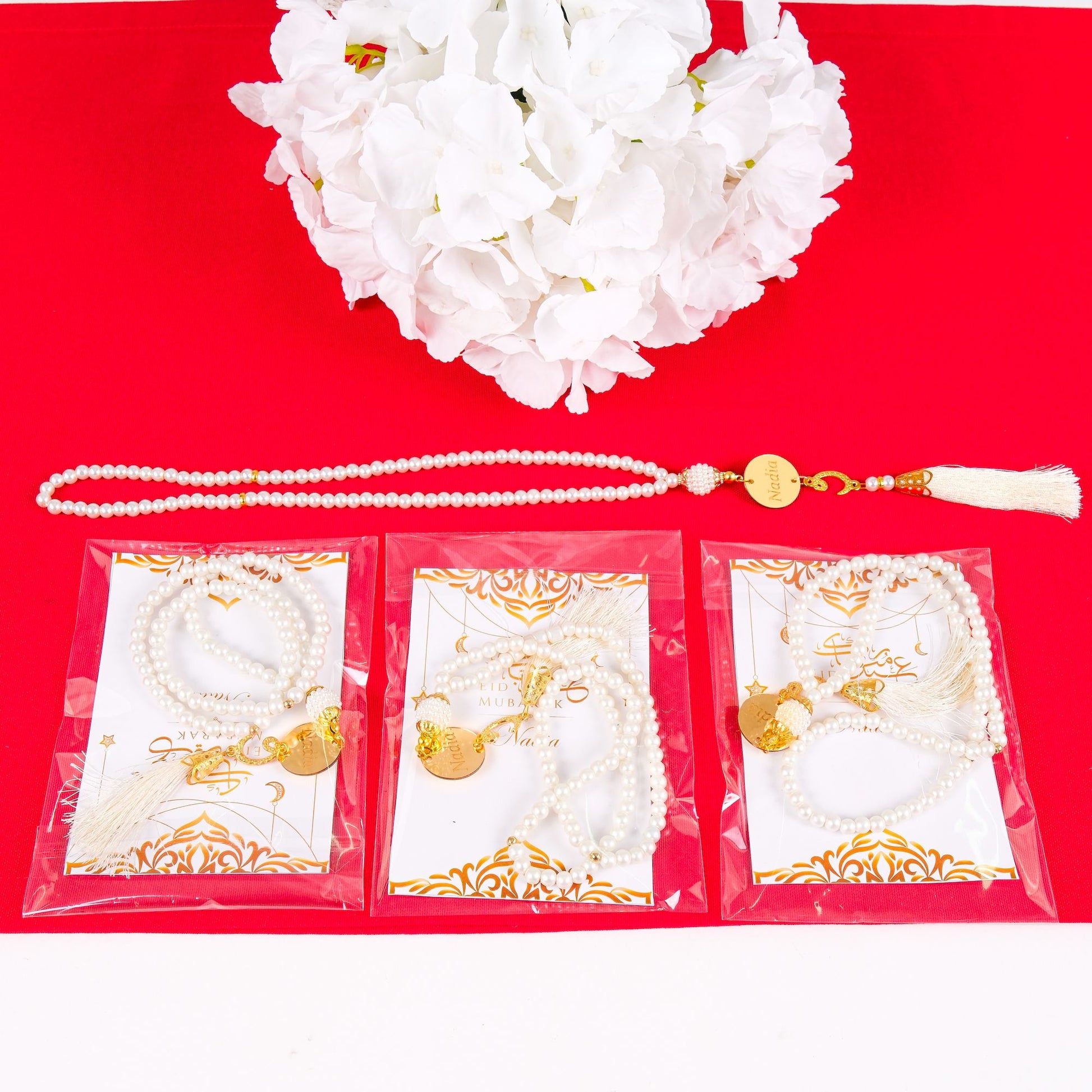 Personalized Prayer Beads with Greeting Thank You Card Islamic Favors - Islamic Elite Favors is a handmade gift shop offering a wide variety of unique and personalized gifts for all occasions. Whether you're looking for the perfect Ramadan, Eid, Hajj, wedding gift or something special for a birthday, baby shower or anniversary, we have something for everyone. High quality, made with love.
