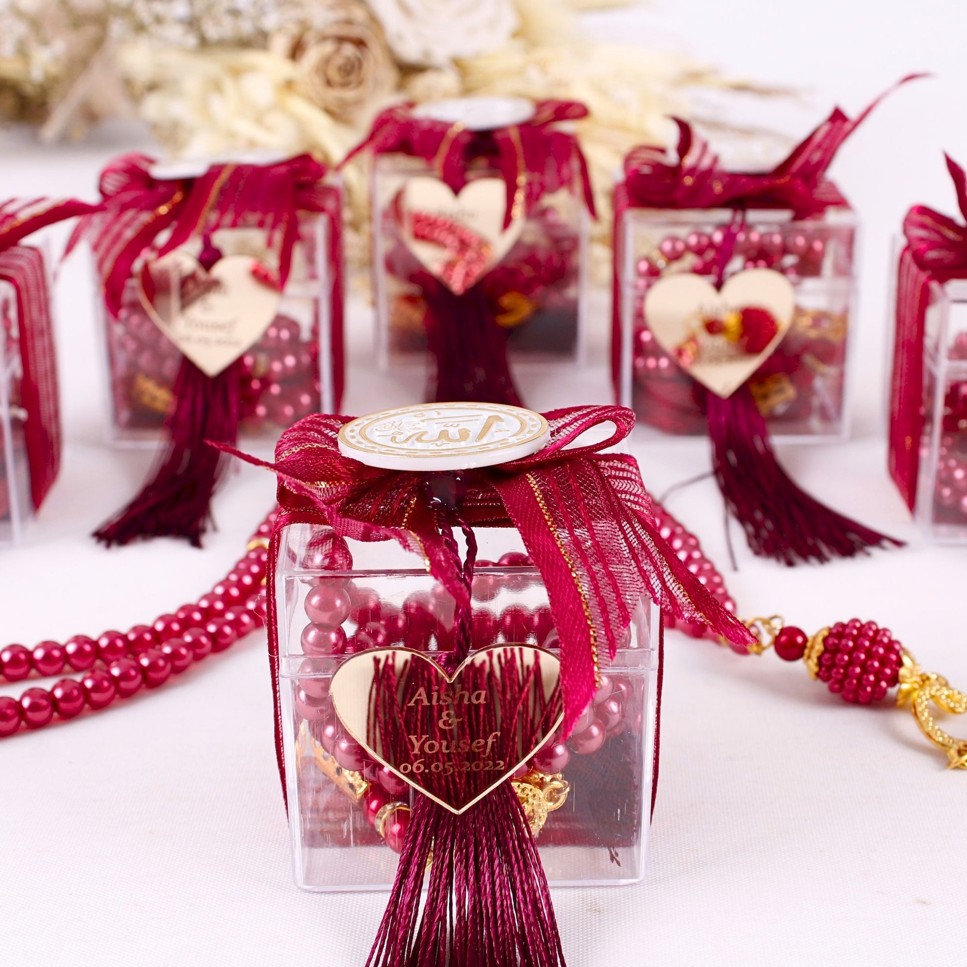 Personalized Prayer Beads Wedding Favor Decorated Gift Box with Heart - Islamic Elite Favors is a handmade gift shop offering a wide variety of unique and personalized gifts for all occasions. Whether you're looking for the perfect Ramadan, Eid, Hajj, wedding gift or something special for a birthday, baby shower or anniversary, we have something for everyone. High quality, made with love.