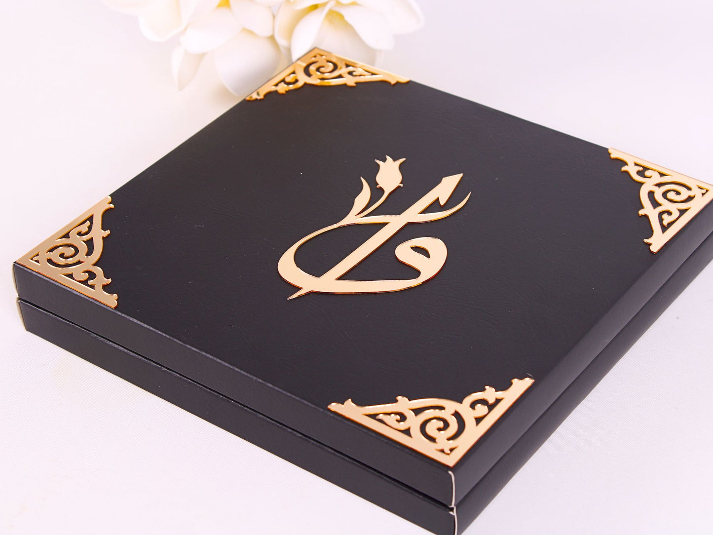 Personalized Islam Gift Set Dua Book Hijab Dhikrmatic Tasbeeh Bookmark - Islamic Elite Favors is a handmade gift shop offering a wide variety of unique and personalized gifts for all occasions. Whether you're looking for the perfect Ramadan, Eid, Hajj, wedding gift or something special for a birthday, baby shower or anniversary, we have something for everyone. High quality, made with love.