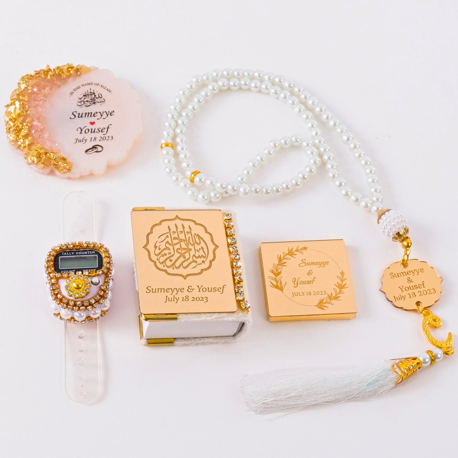 Personalized All in One Set Gift Wedding Baby Shower Eid Islam Muslim - Islamic Elite Favors is a handmade gift shop offering a wide variety of unique and personalized gifts for all occasions. Whether you're looking for the perfect Ramadan, Eid, Hajj, wedding gift or something special for a birthday, baby shower or anniversary, we have something for everyone. High quality, made with love.